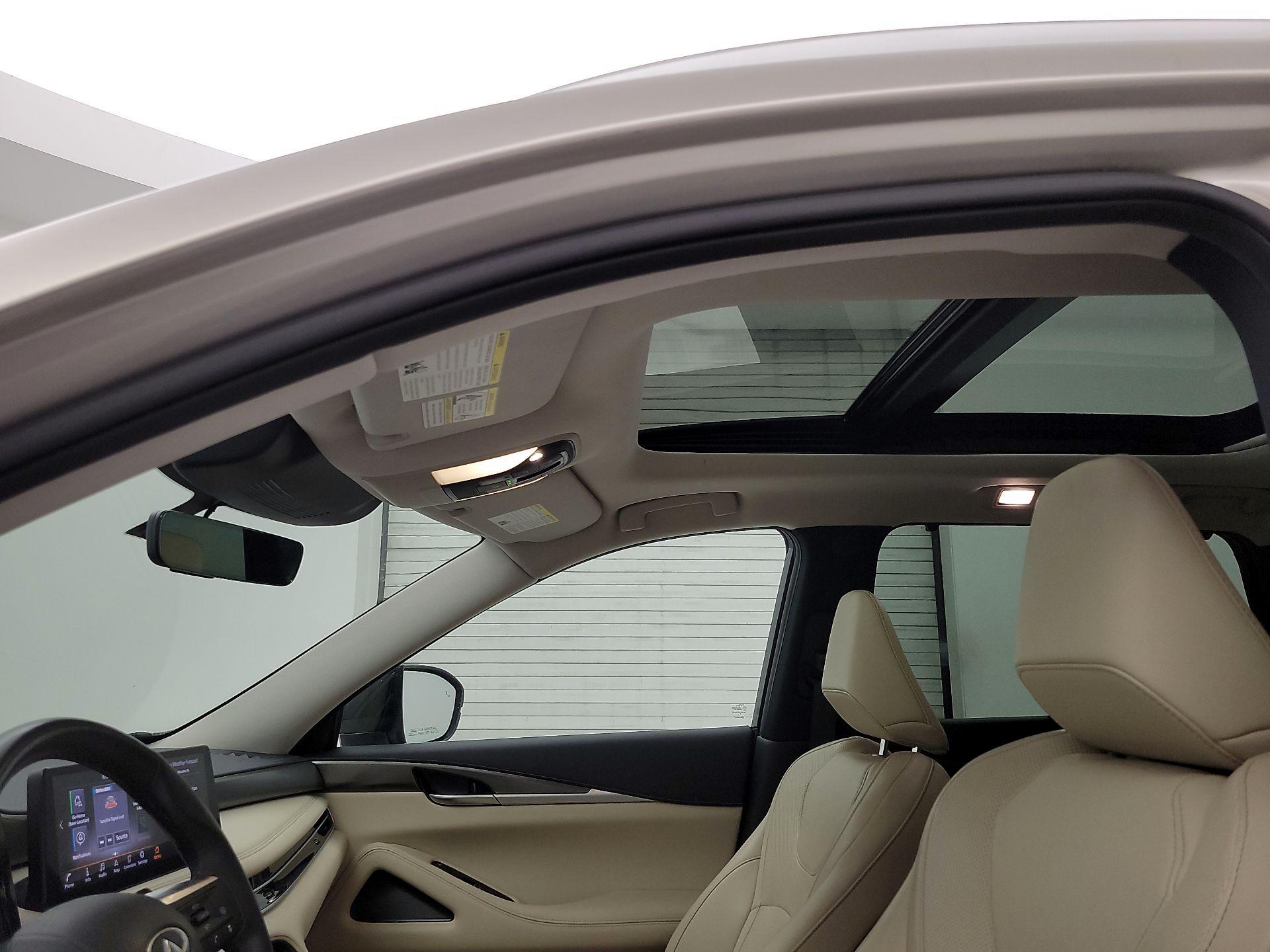 Thumbnail: 2023 INFINITI QX60 - 20