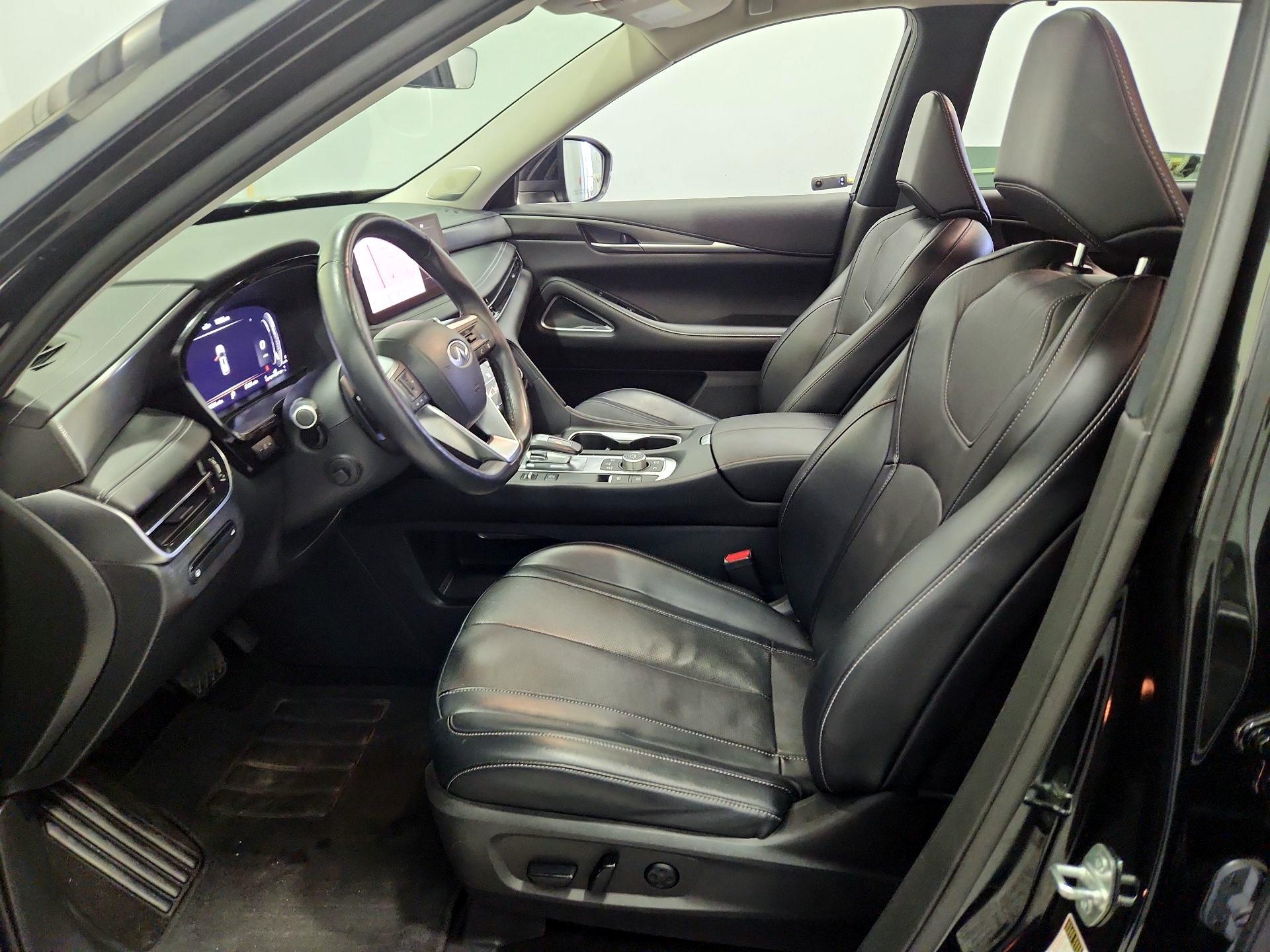 Thumbnail: 2023 INFINITI QX60 - 11