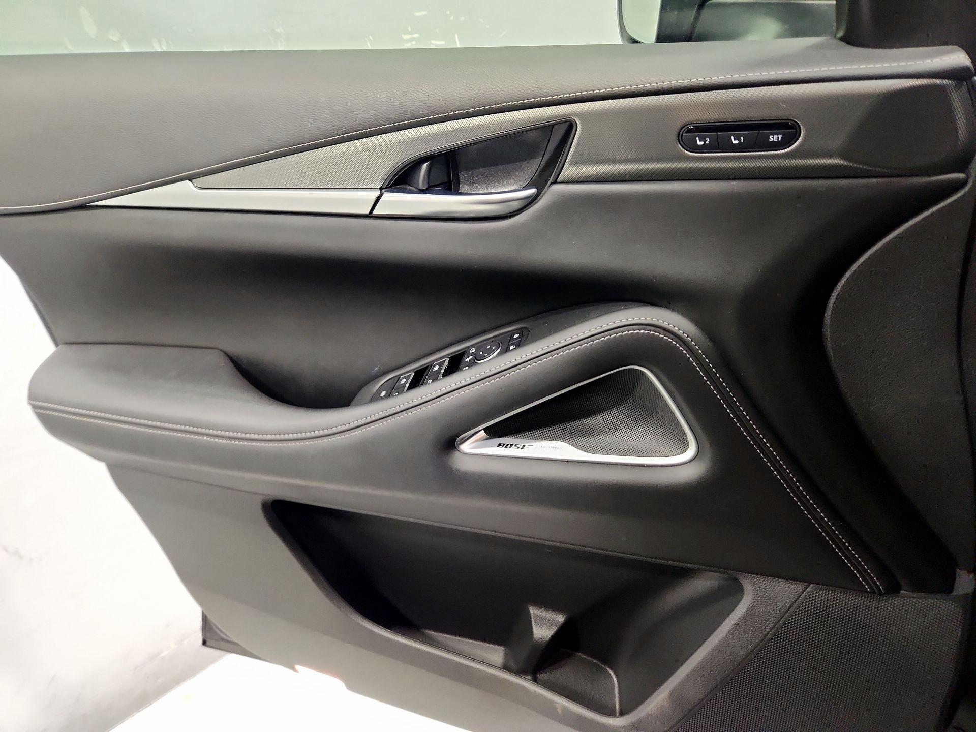 Thumbnail: 2023 INFINITI QX60 - 12