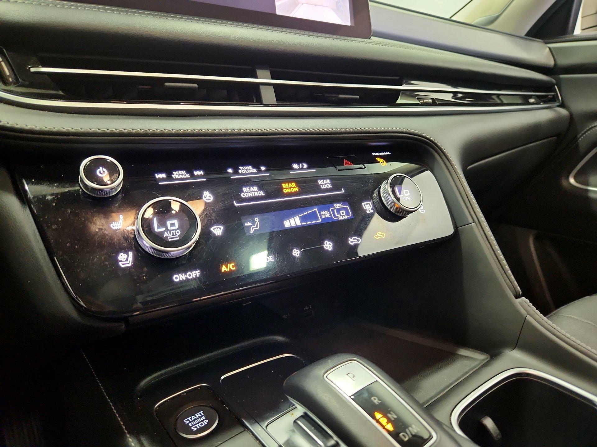 Thumbnail: 2023 INFINITI QX60 - 17