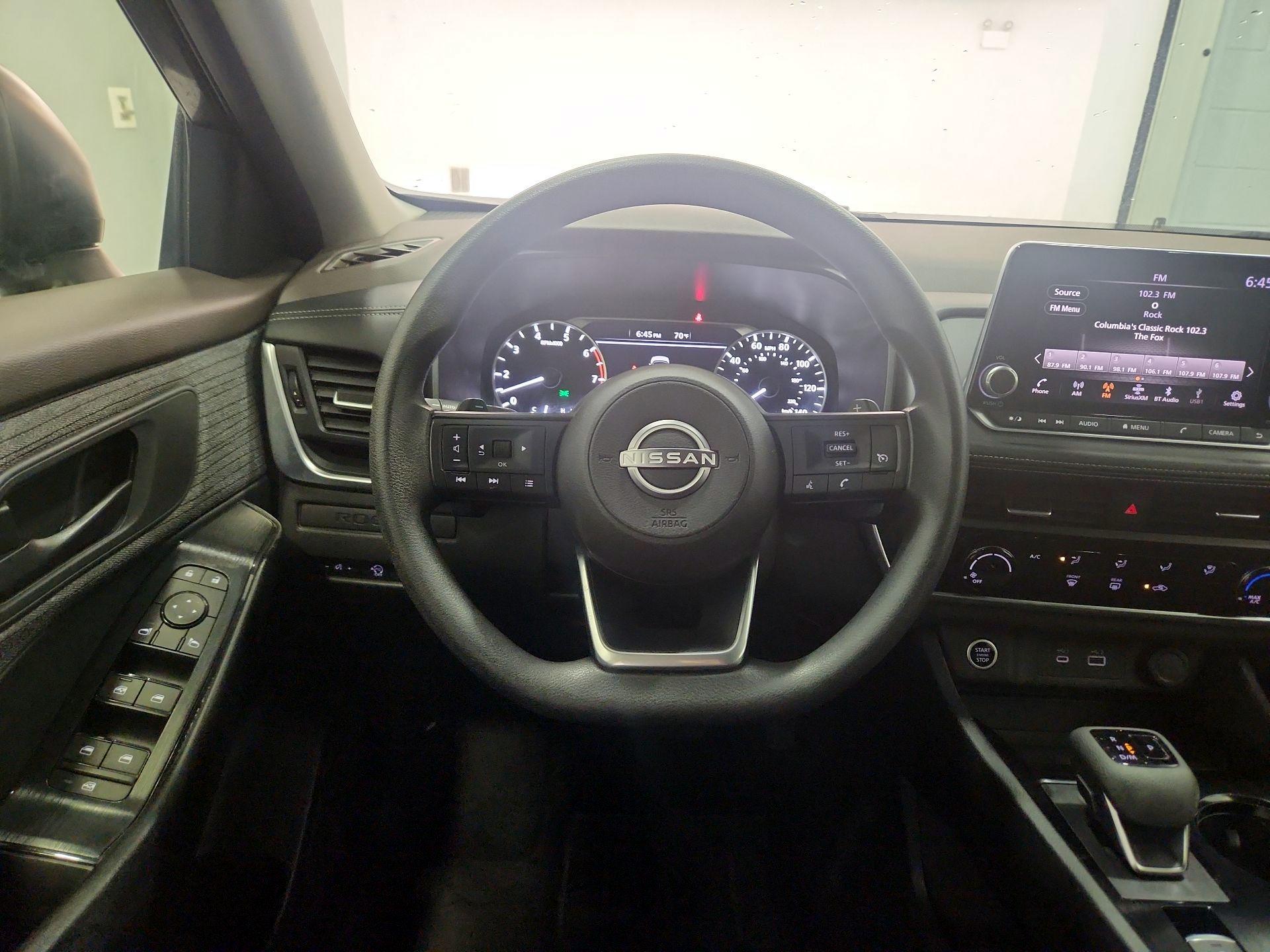 Thumbnail: 2023 Nissan Rogue - 10