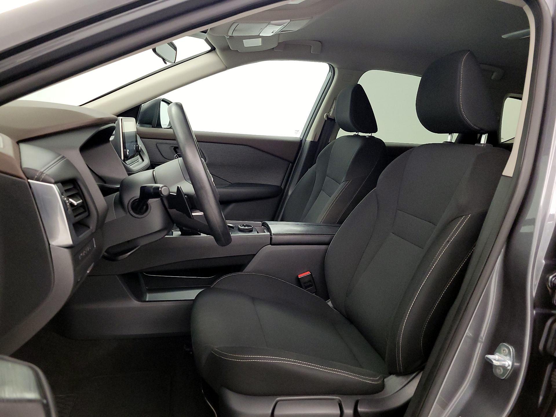 Thumbnail: 2023 Nissan Rogue - 11