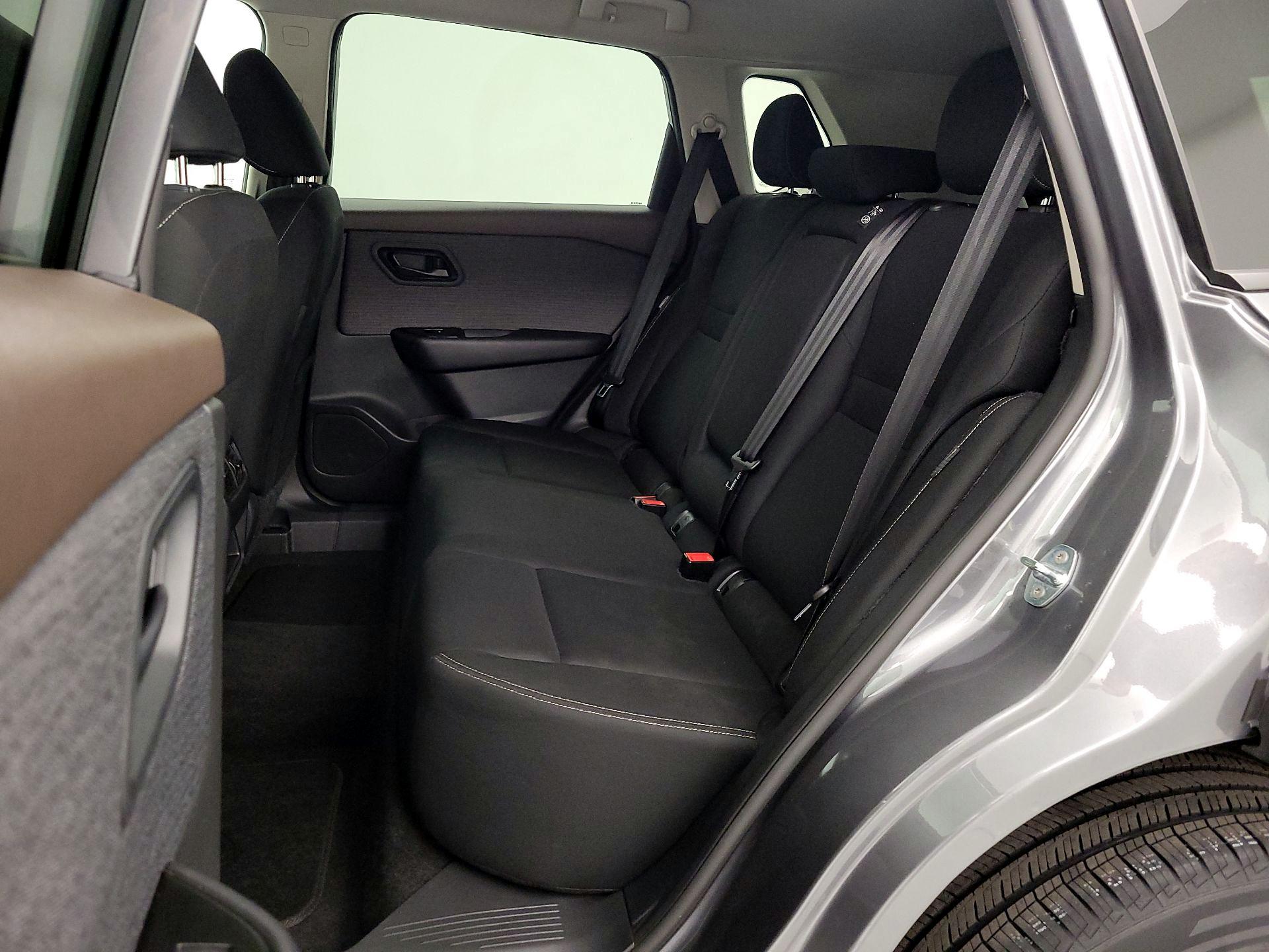 Thumbnail: 2023 Nissan Rogue - 19