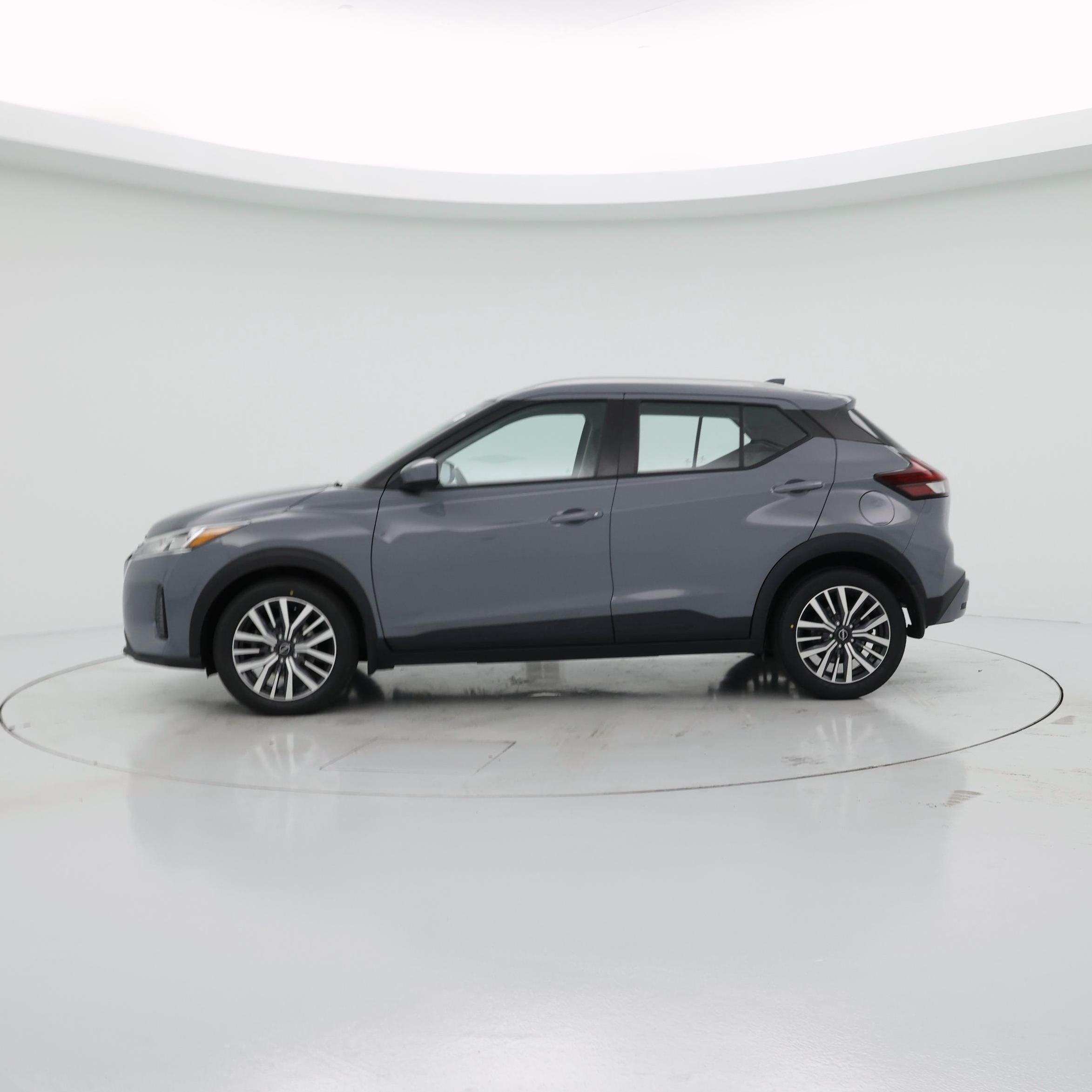 Thumbnail: 2022 Nissan Kicks - 3