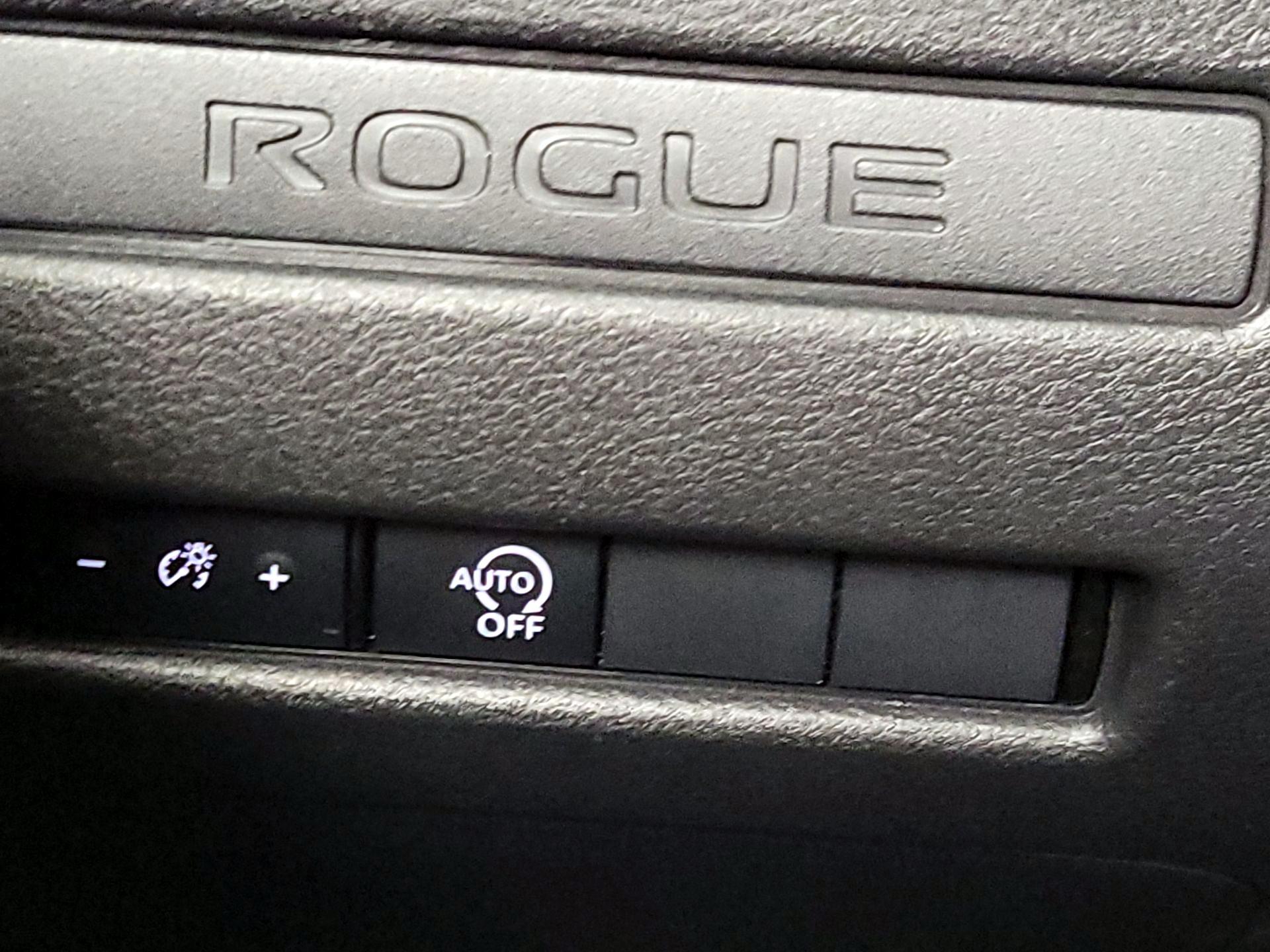 Thumbnail: 2023 Nissan Rogue - 13