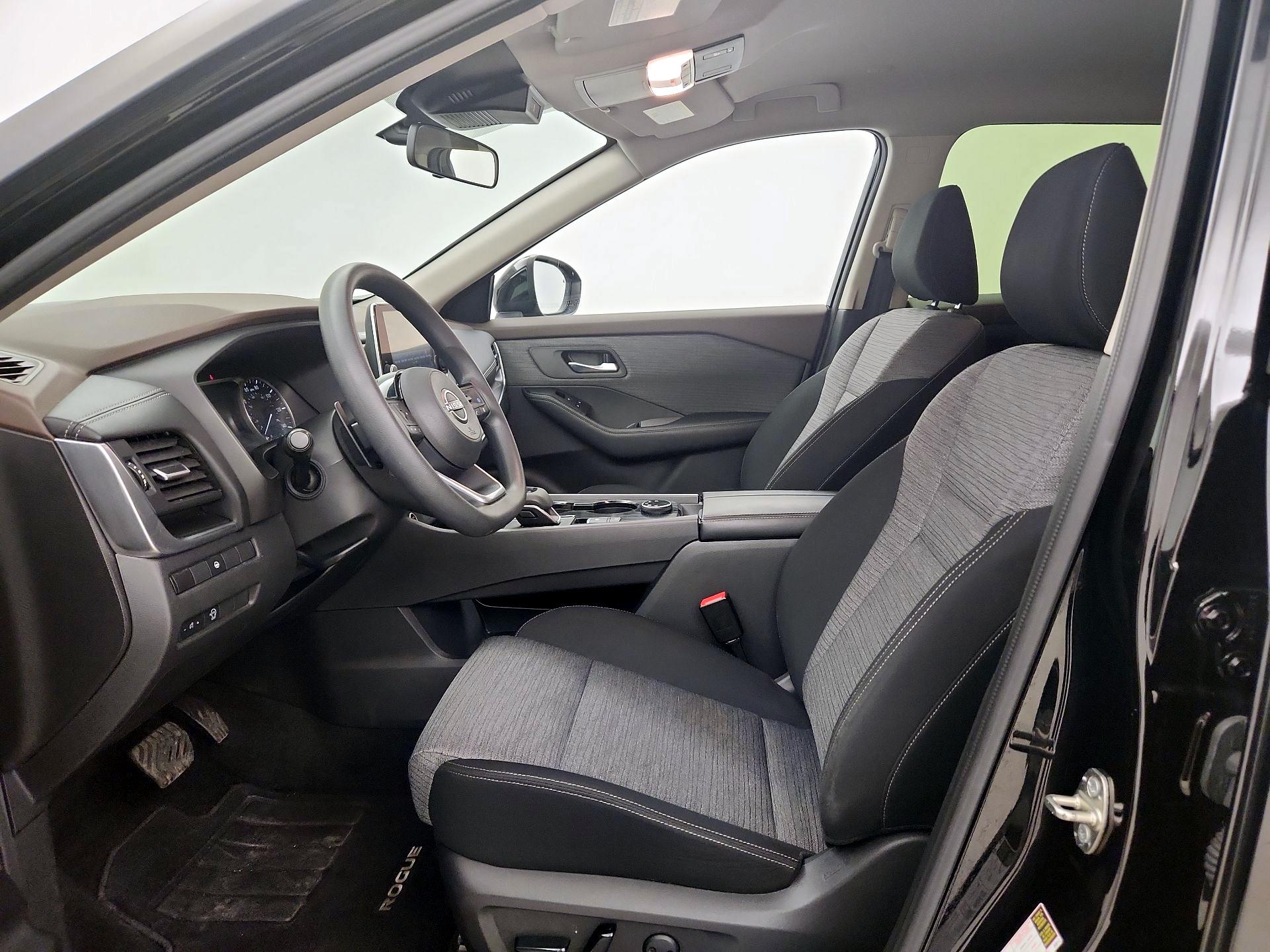 Thumbnail: 2023 Nissan Rogue - 11