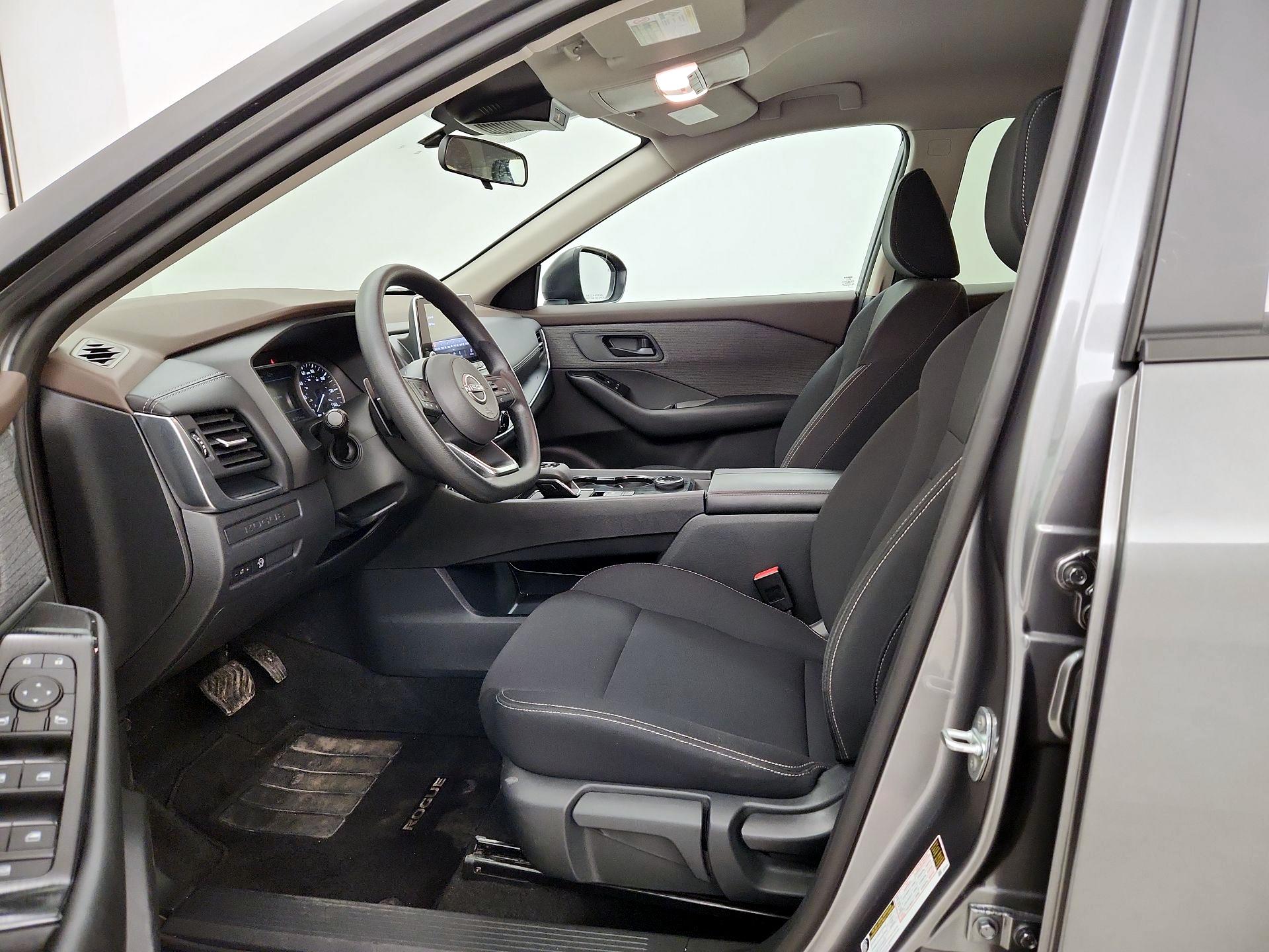 Thumbnail: 2023 Nissan Rogue - 11