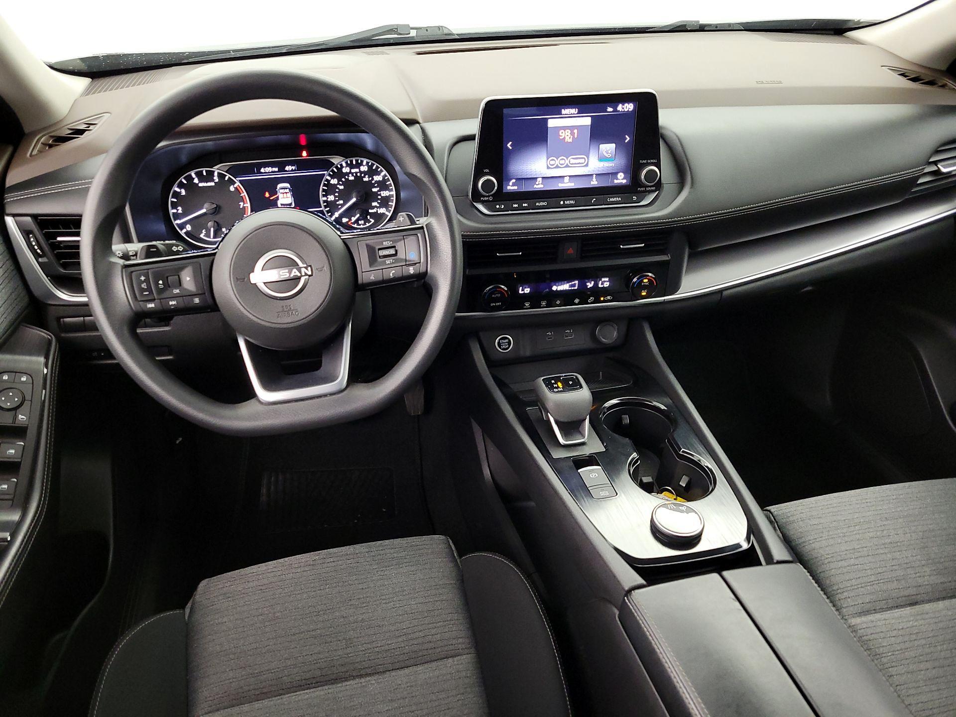 Thumbnail: 2023 Nissan Rogue - 9
