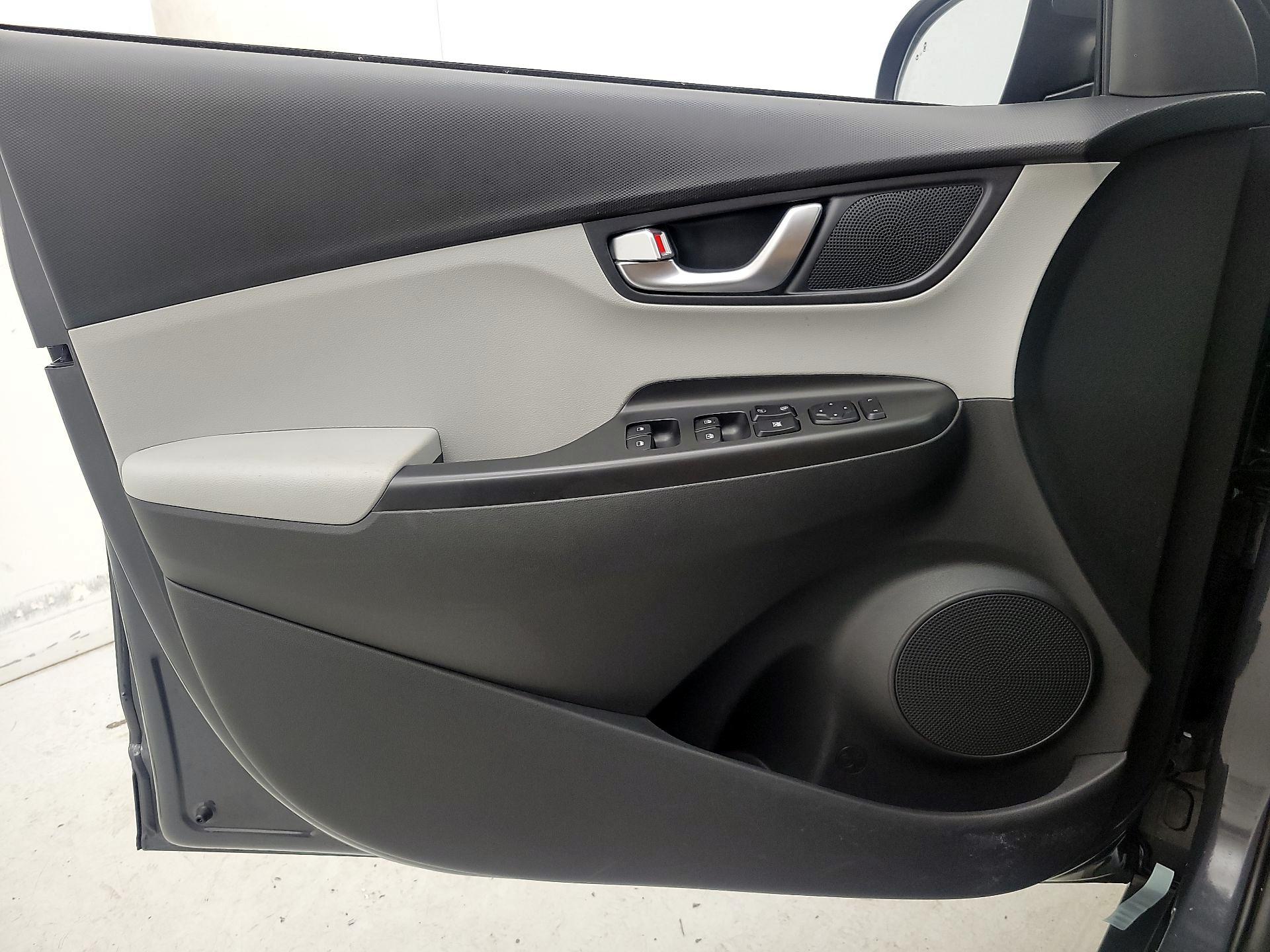 Thumbnail: 2023 Hyundai Kona - 12