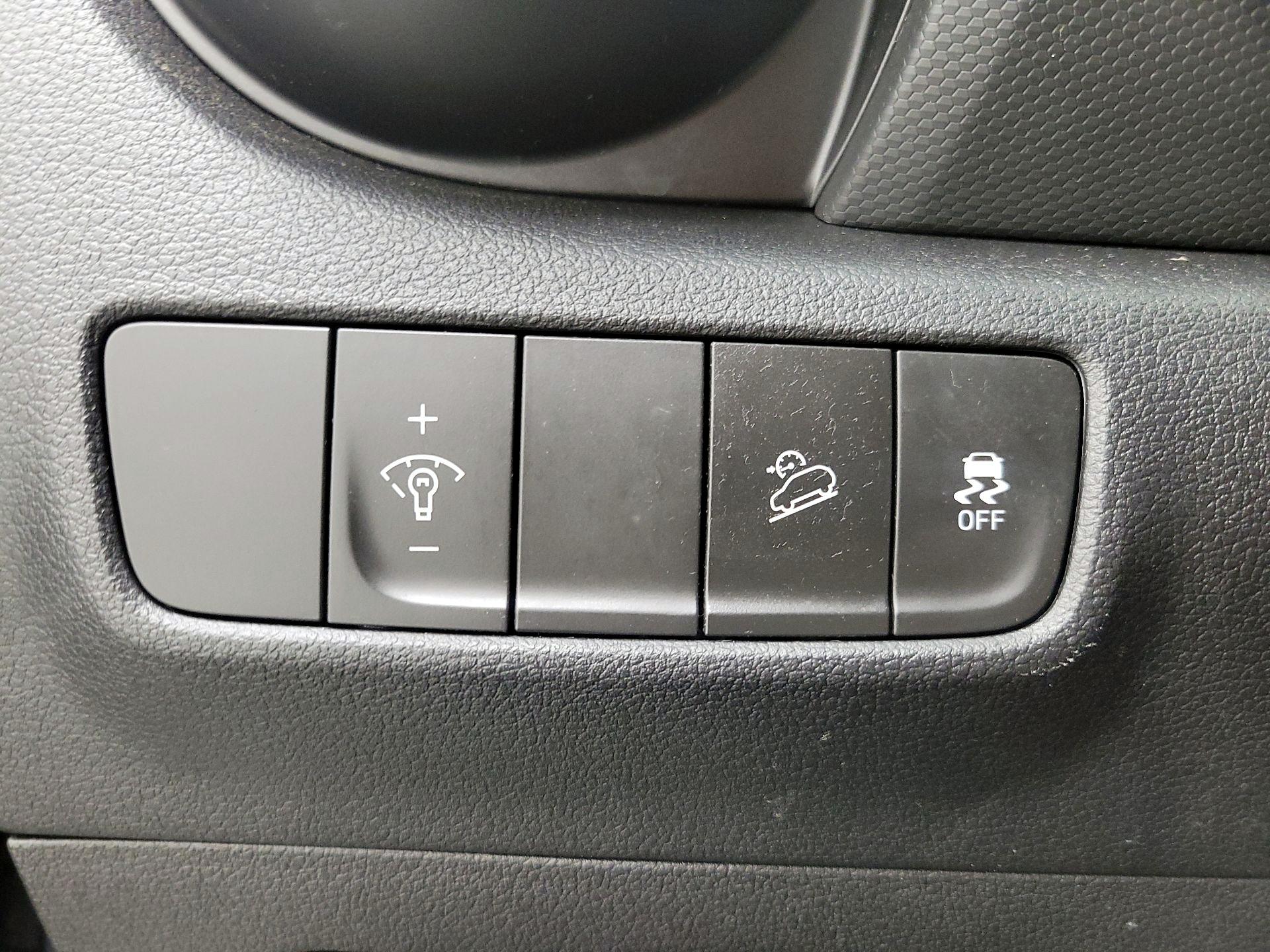 Thumbnail: 2023 Hyundai Kona - 13