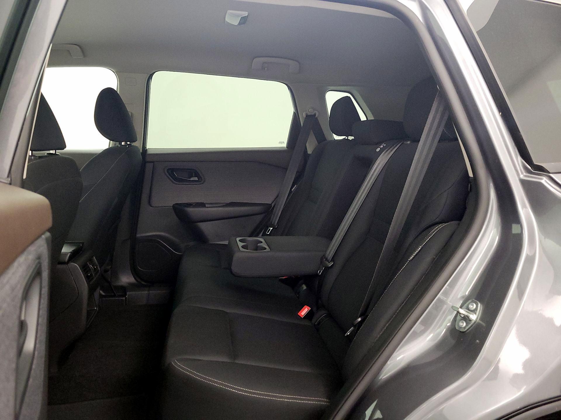 Thumbnail: 2023 Nissan Rogue - 18