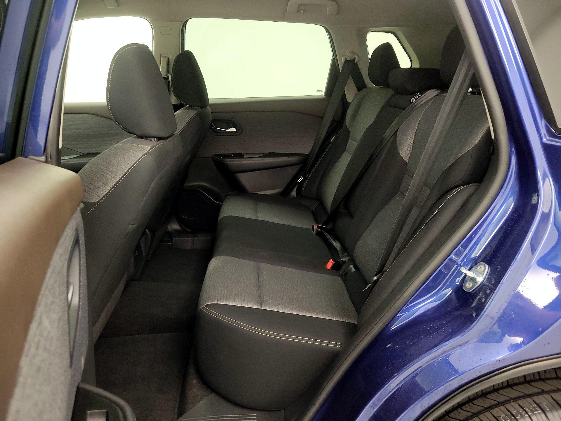 Thumbnail: 2023 Nissan Rogue - 19