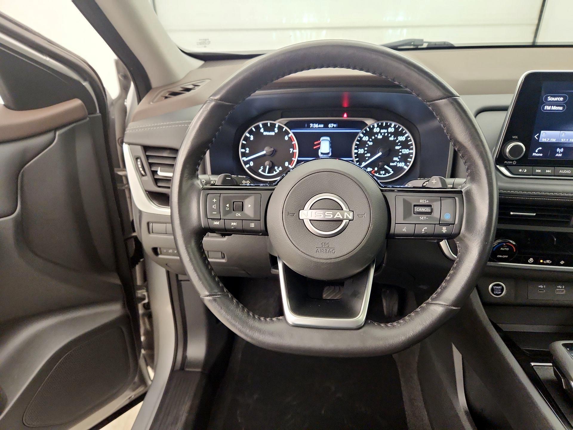 Thumbnail: 2023 Nissan Rogue - 10