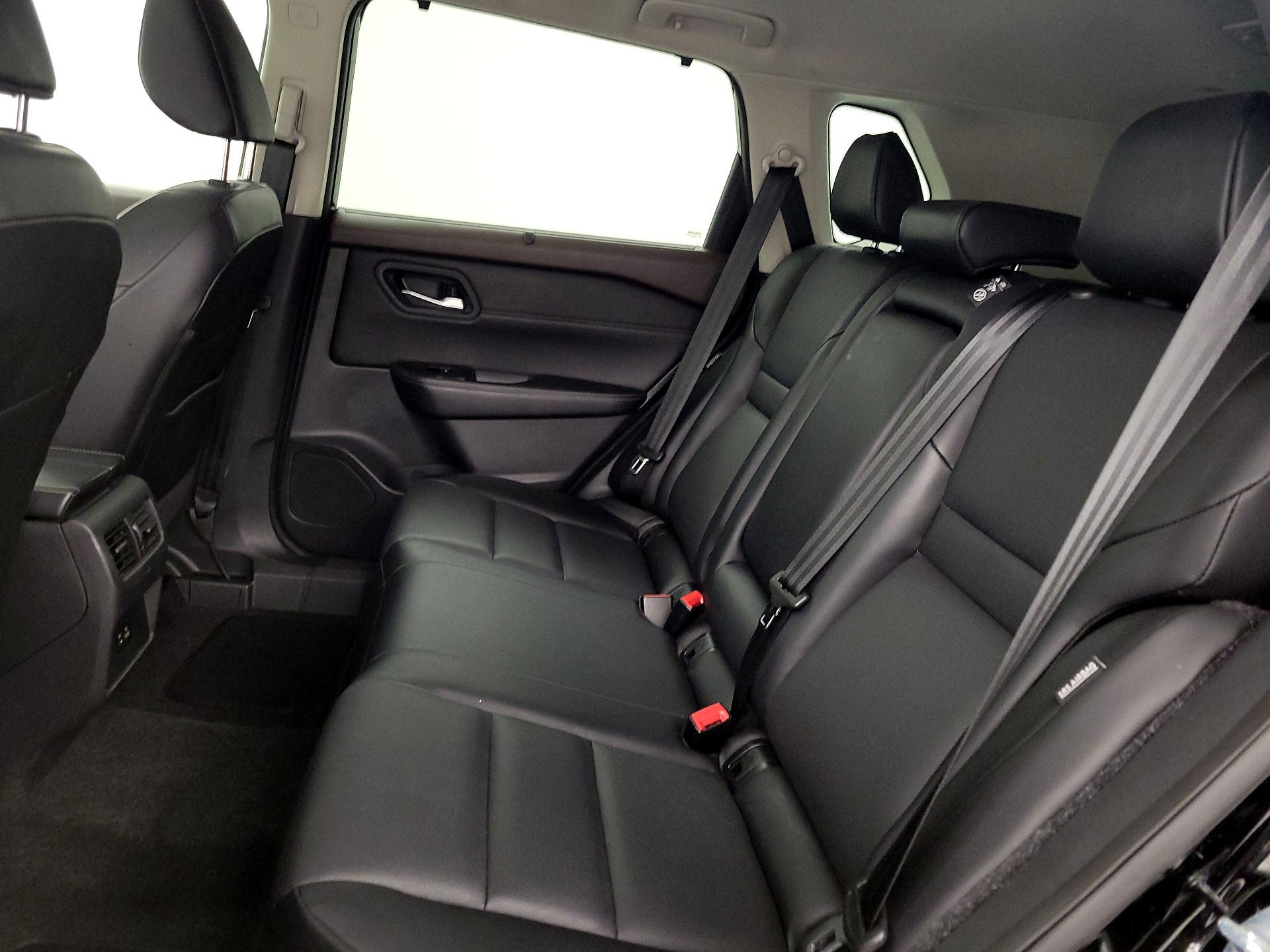 Thumbnail: 2023 Nissan Rogue - 19