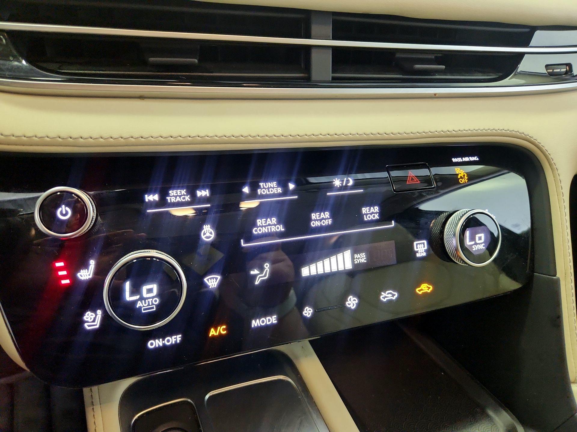 Thumbnail: 2023 INFINITI QX60 - 17