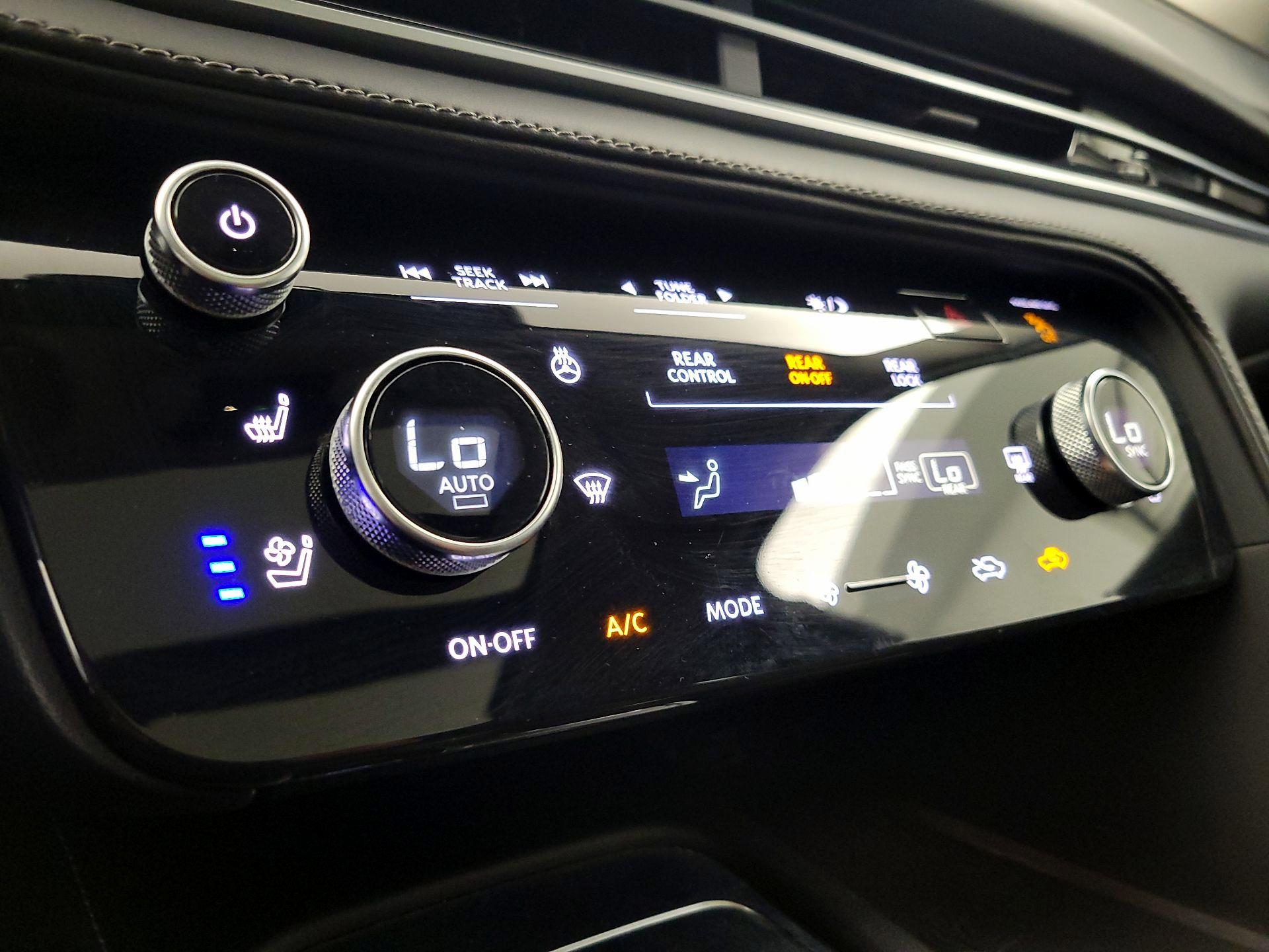 Thumbnail: 2023 INFINITI QX60 - 17