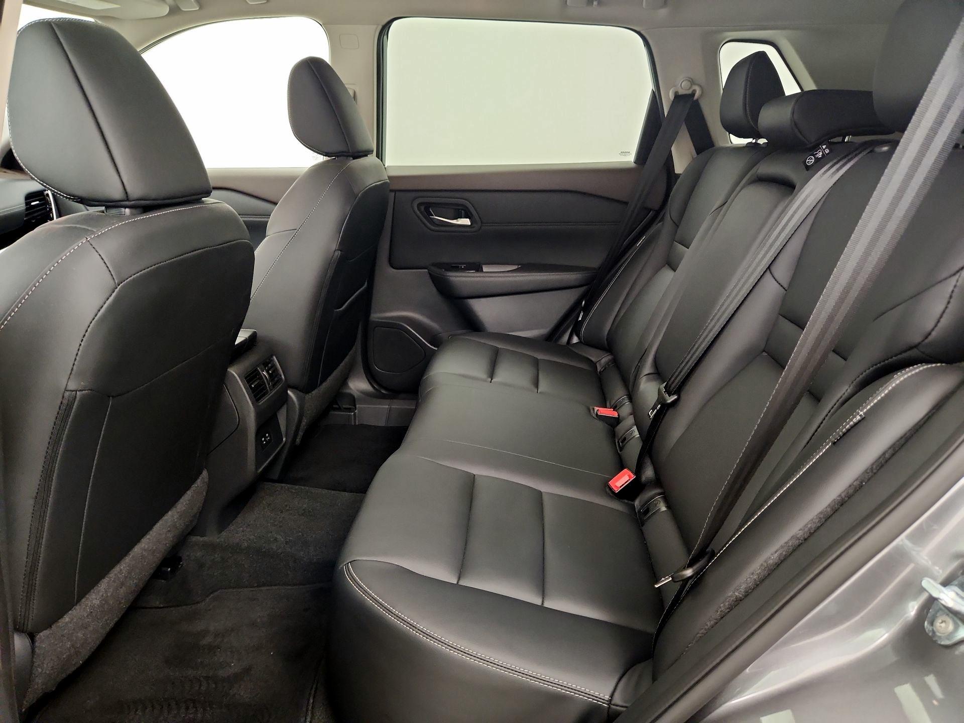 Thumbnail: 2023 Nissan Rogue - 20