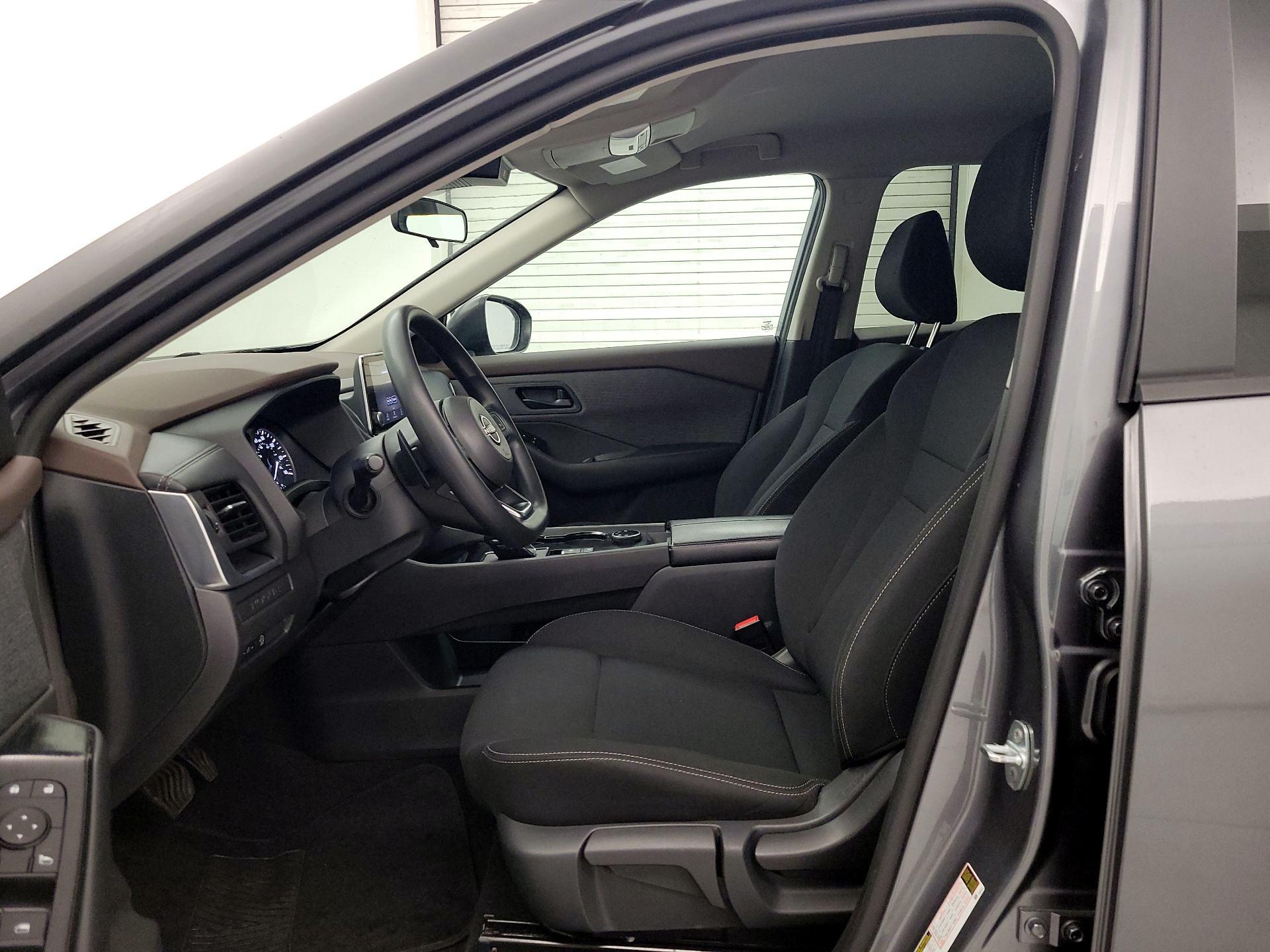 Thumbnail: 2023 Nissan Rogue - 11