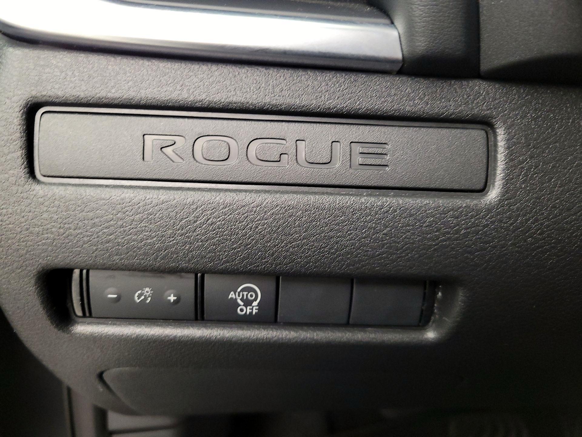 Thumbnail: 2023 Nissan Rogue - 13