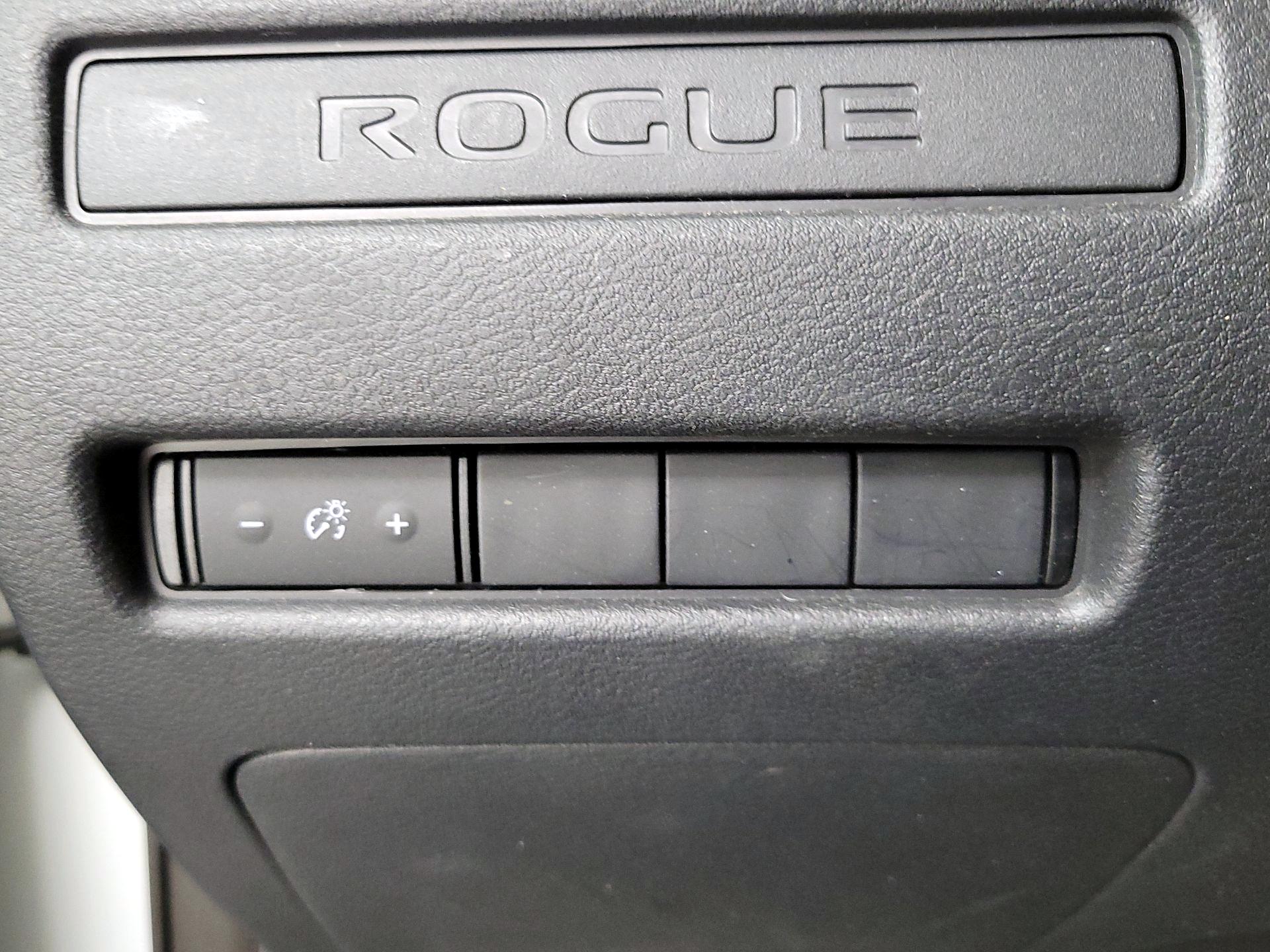 Thumbnail: 2023 Nissan Rogue - 13