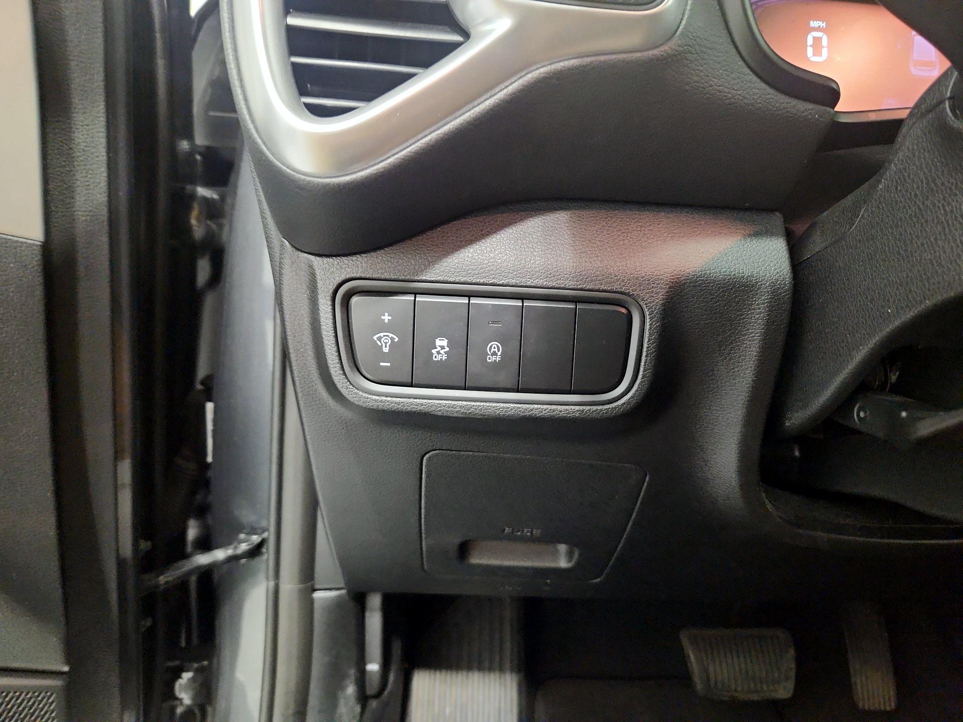 Thumbnail: 2023 Kia Soul - 13