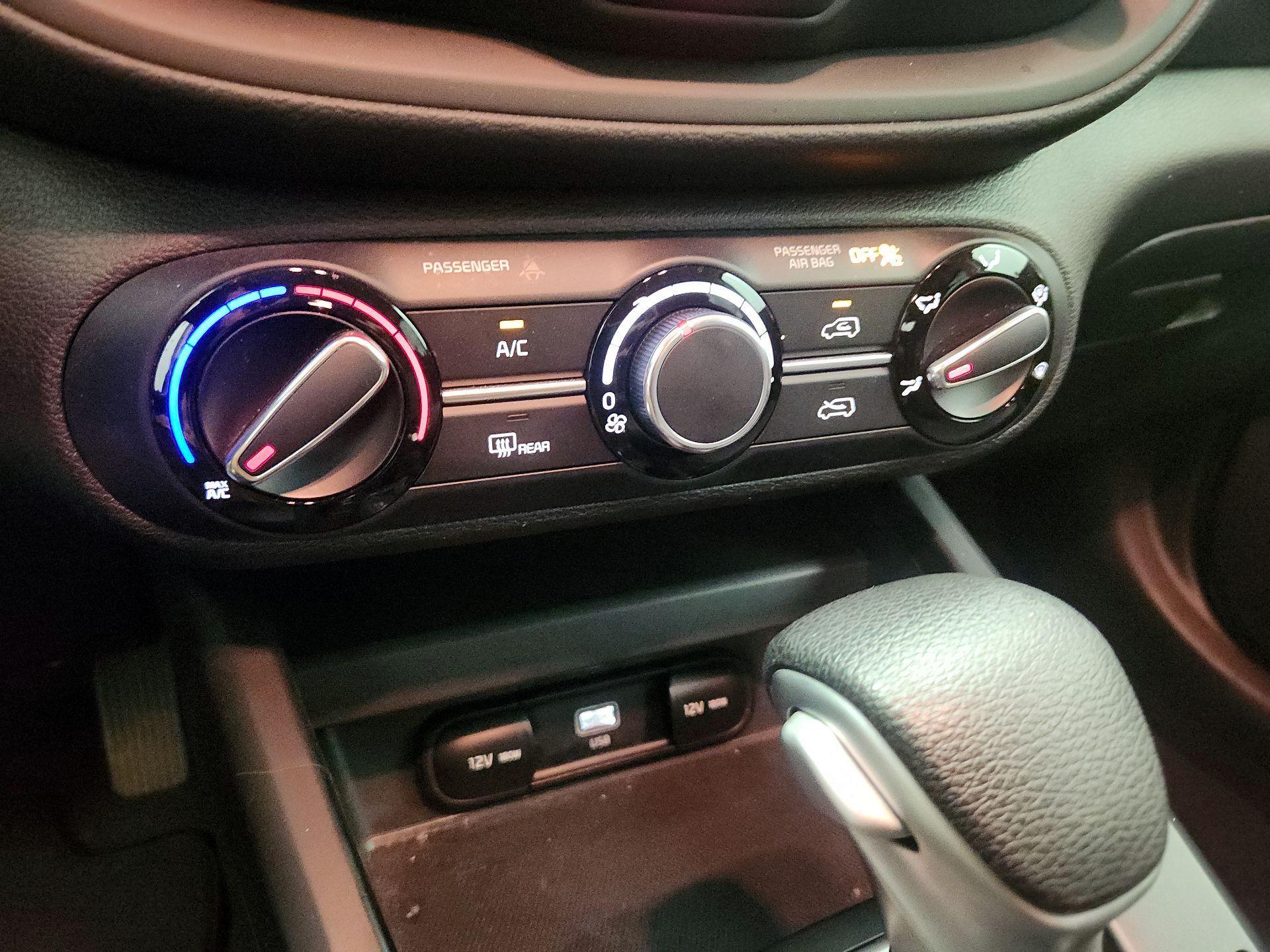 Thumbnail: 2023 Kia Soul - 16