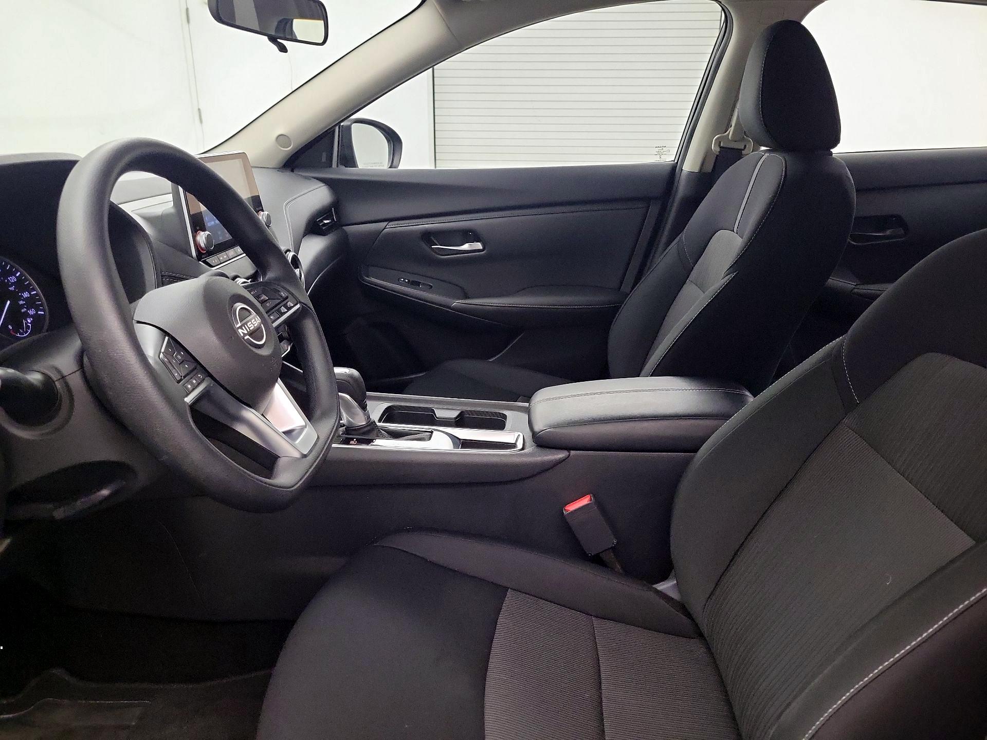 Thumbnail: 2025 Nissan Sentra - 11