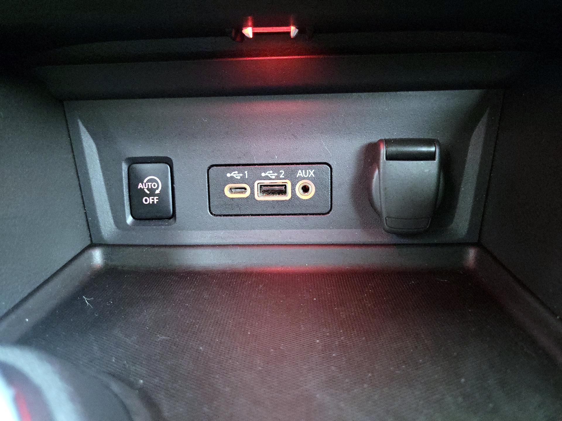 Thumbnail: 2025 Nissan Sentra - 18