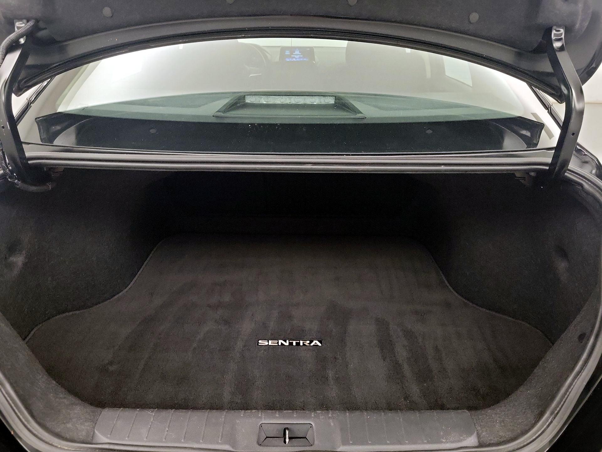 Thumbnail: 2025 Nissan Sentra - 20
