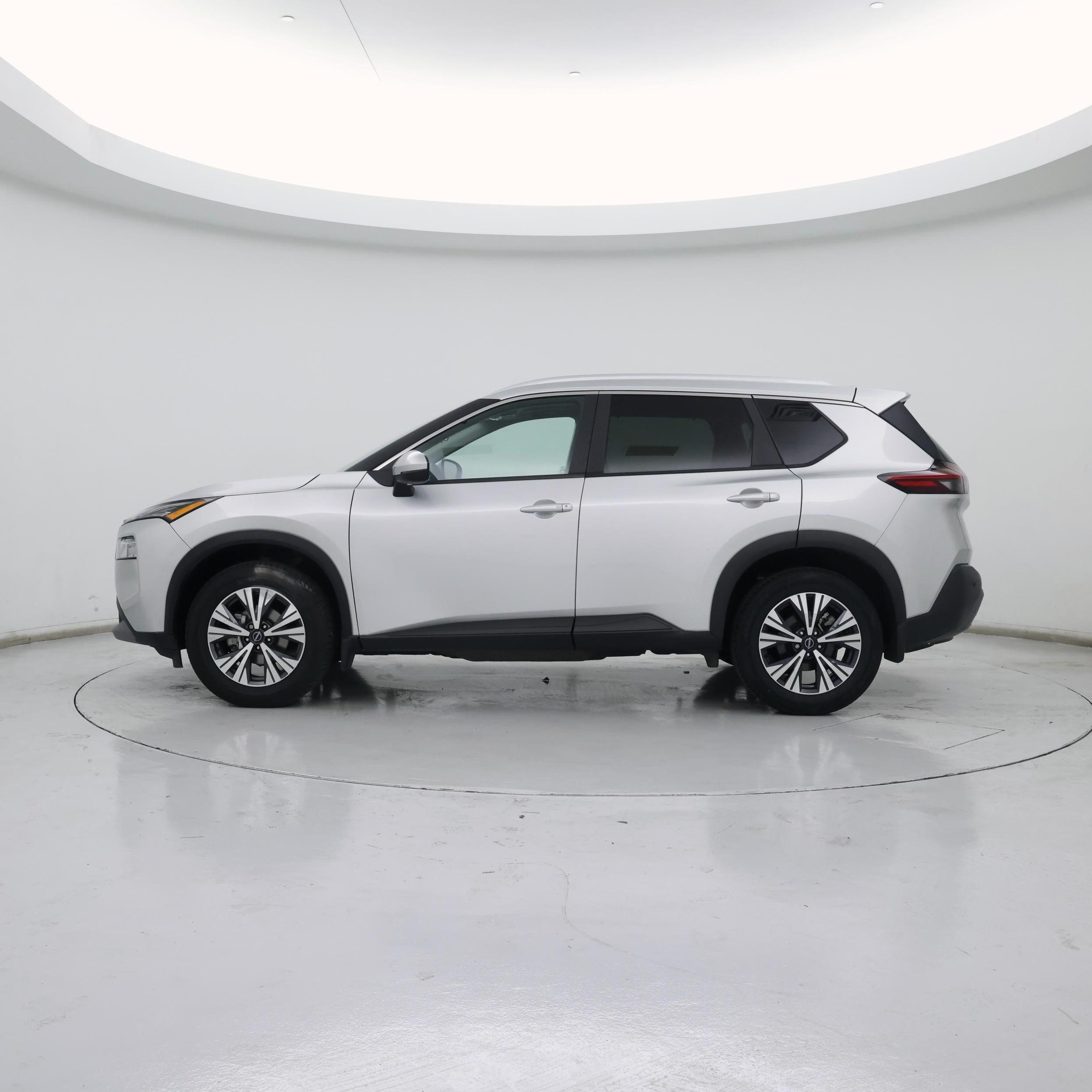 Thumbnail: 2023 Nissan Rogue - 3