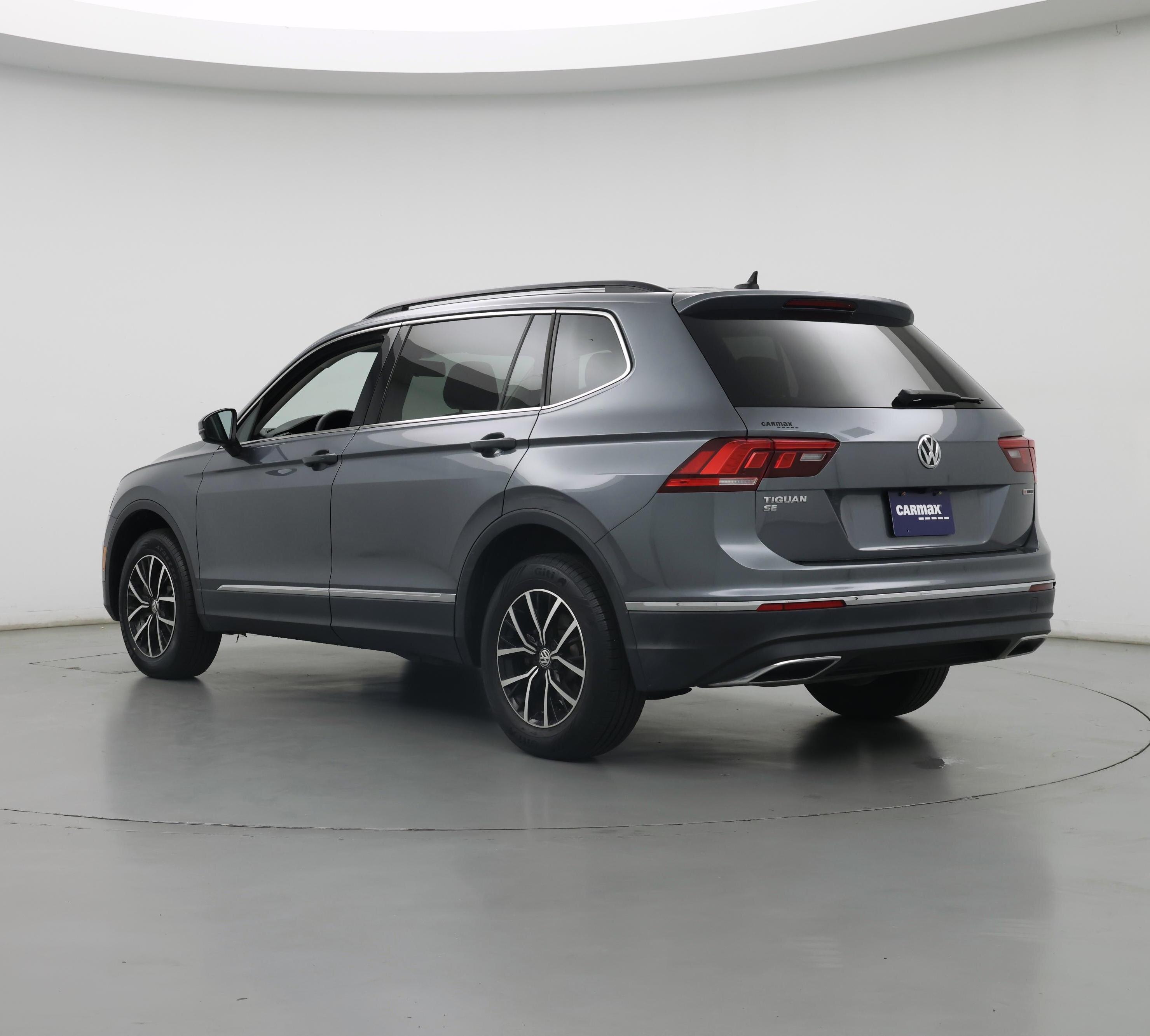 Thumbnail: 2021 Volkswagen Tiguan - 2