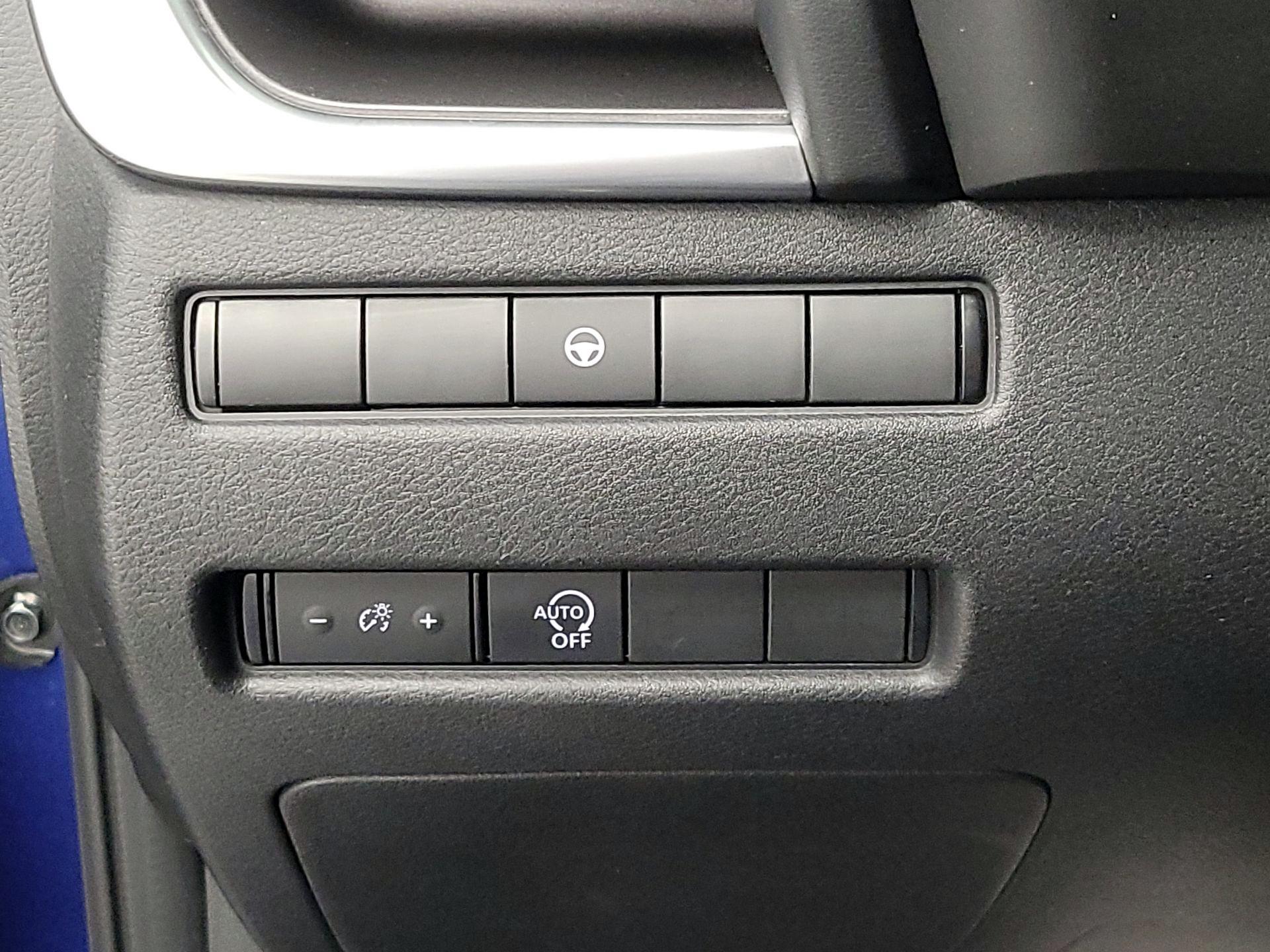 Thumbnail: 2023 Nissan Rogue - 13