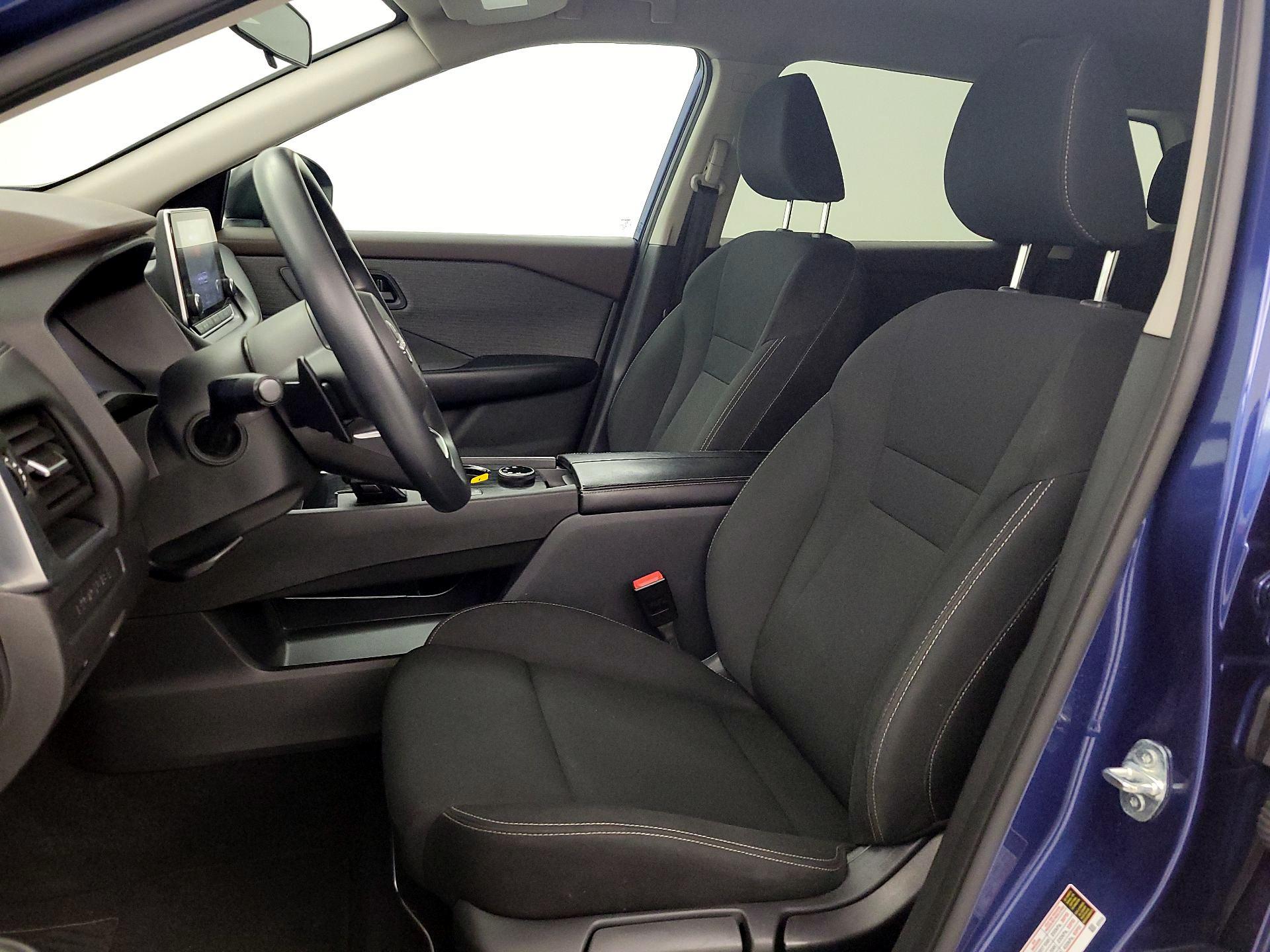 Thumbnail: 2023 Nissan Rogue - 11