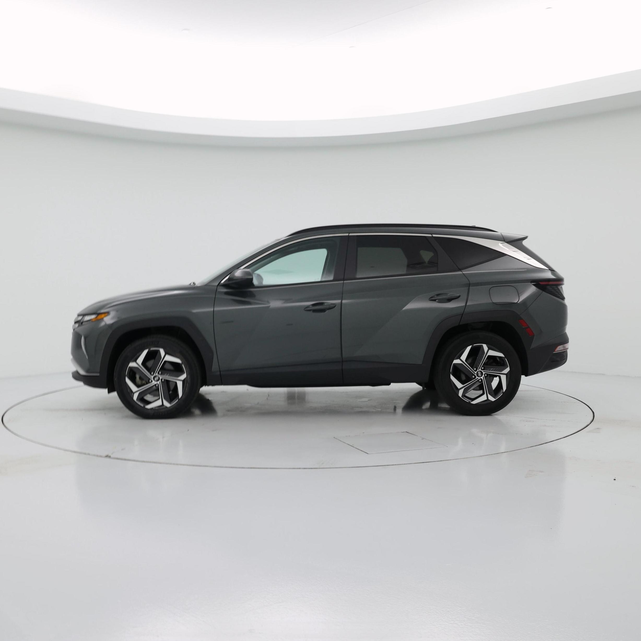 Thumbnail: 2022 Hyundai Tucson - 3