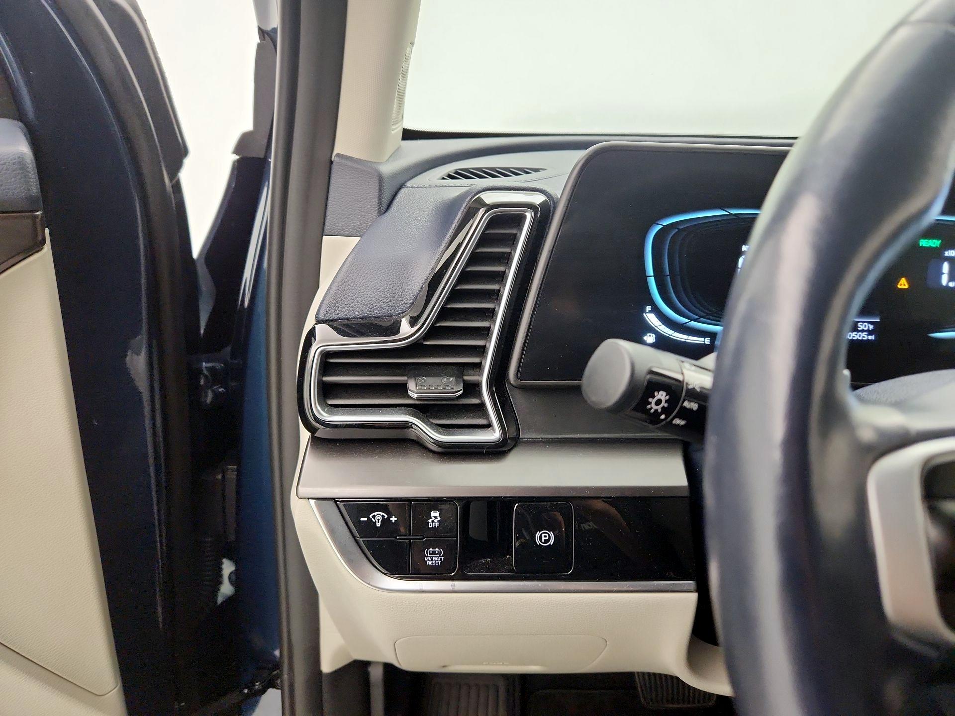 Thumbnail: 2023 Kia Sportage - 13