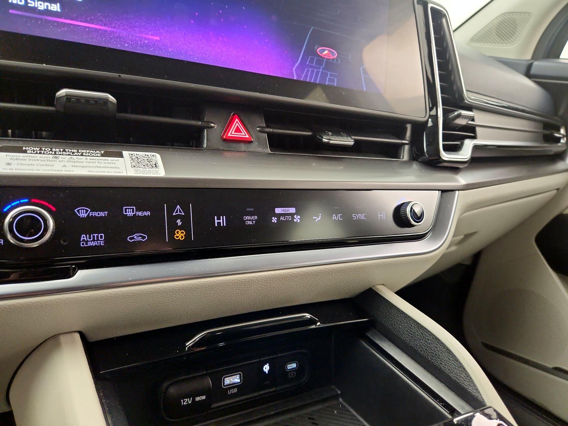 Thumbnail: 2023 Kia Sportage - 17