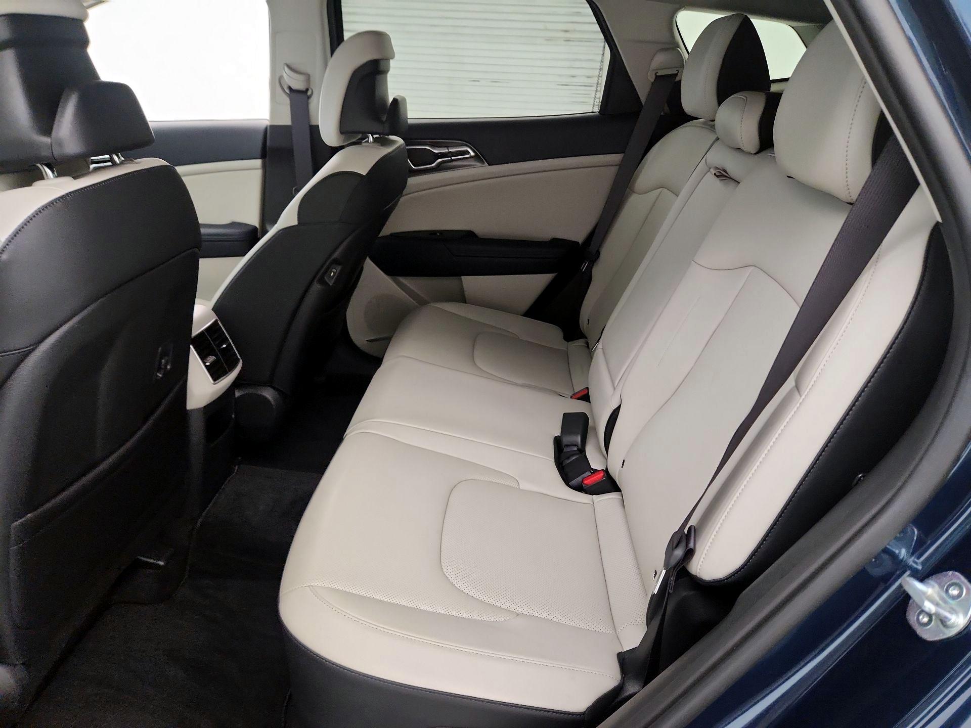 Thumbnail: 2023 Kia Sportage - 20