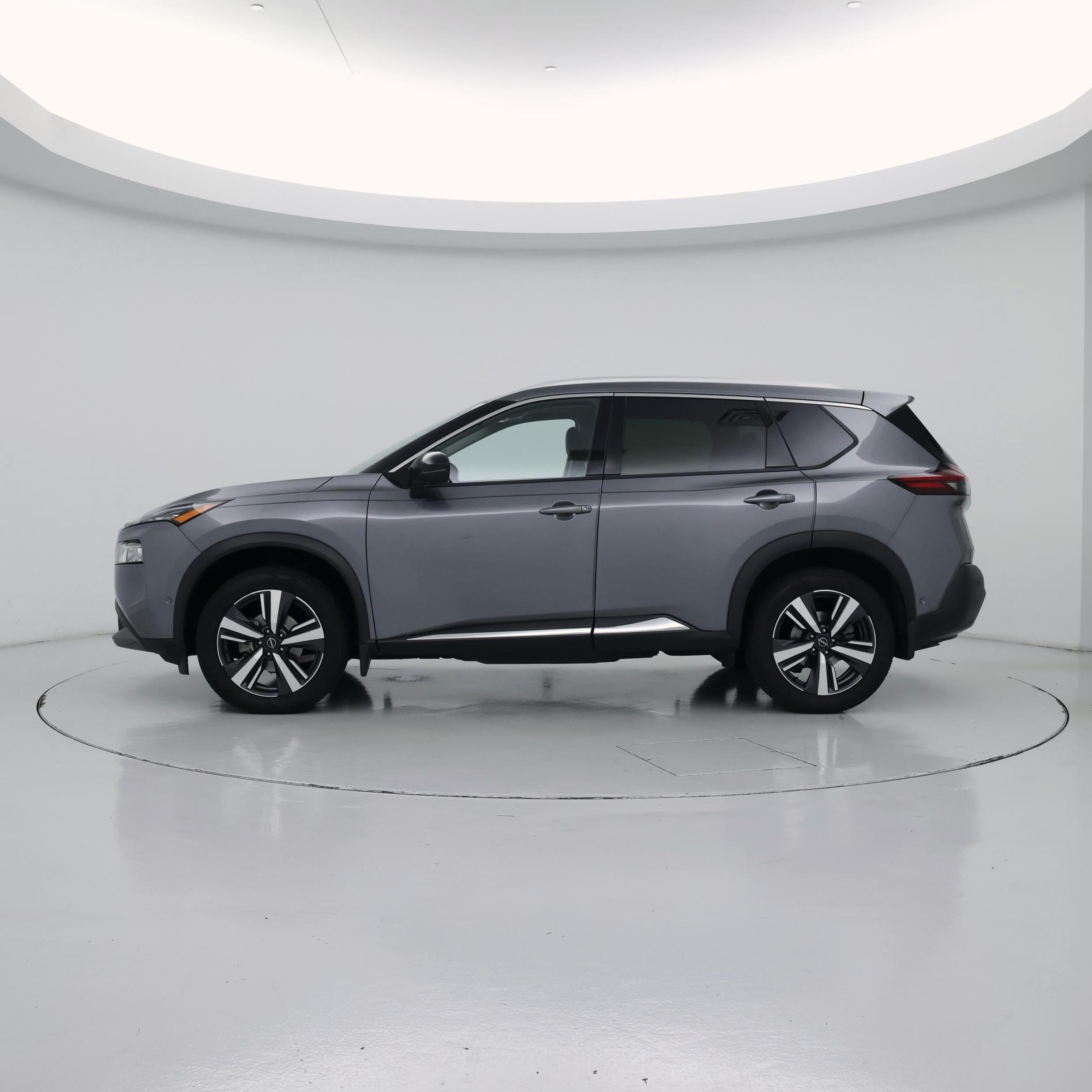 Thumbnail: 2023 Nissan Rogue - 3