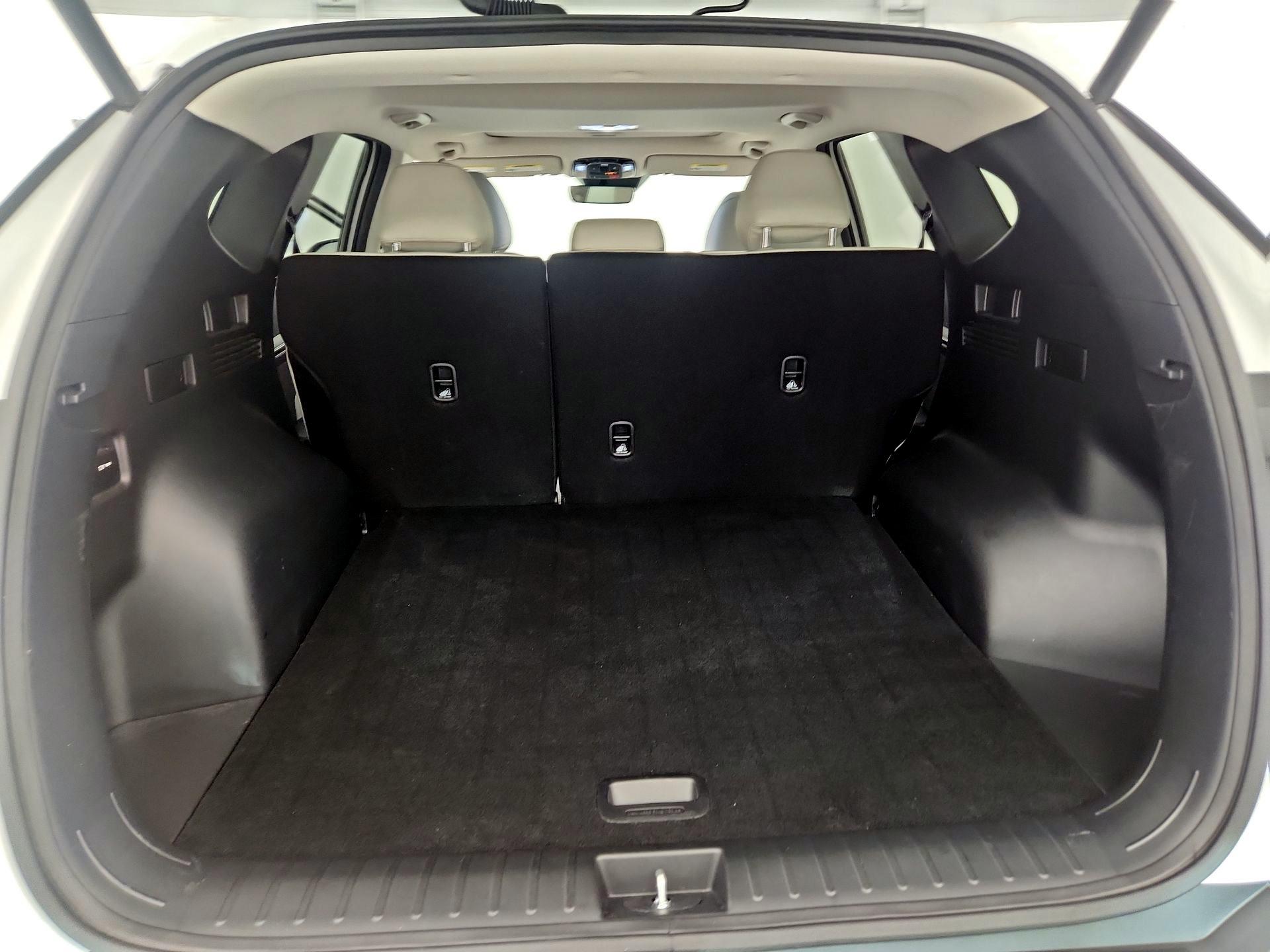 Thumbnail: 2023 Hyundai Tucson - 18