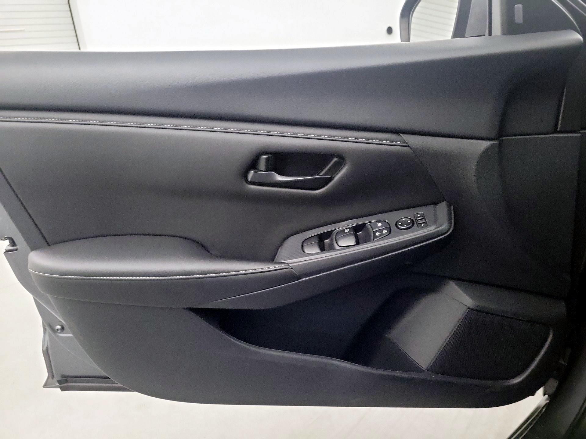 Thumbnail: 2024 Nissan Sentra - 12