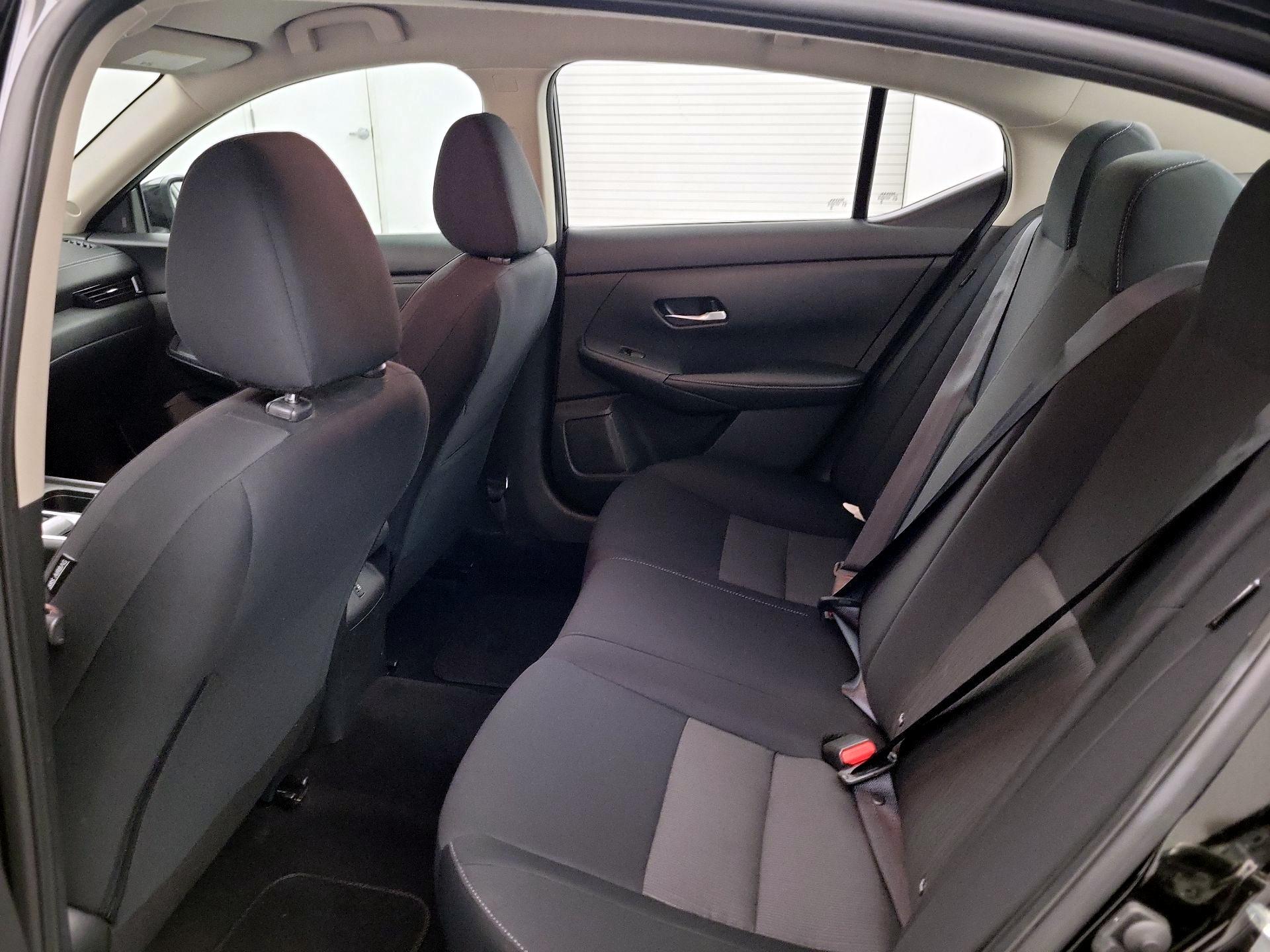 Thumbnail: 2023 Nissan Sentra - 19