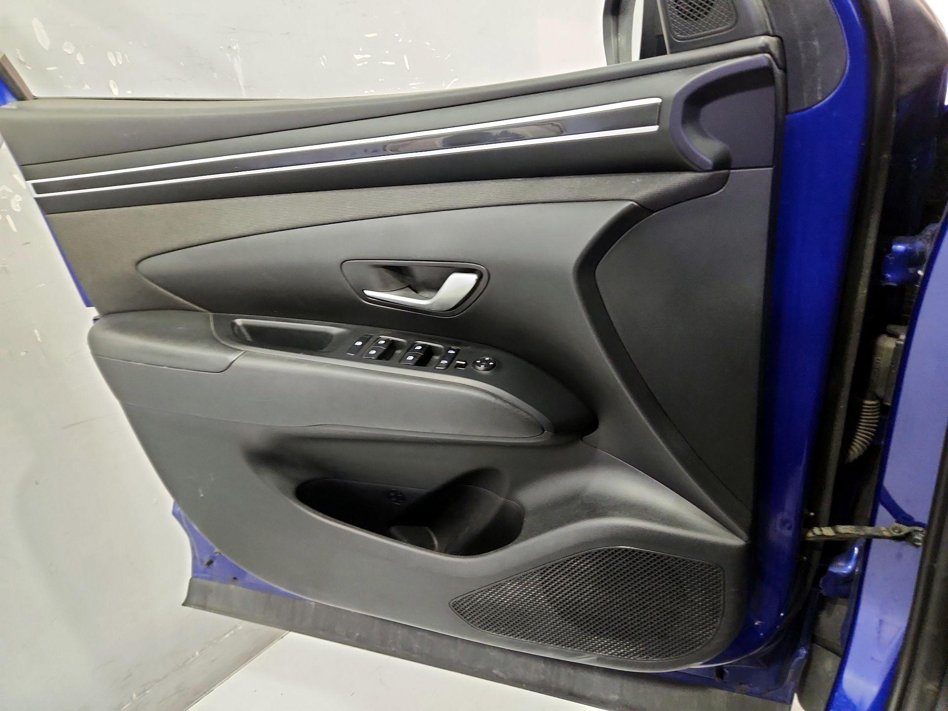 Thumbnail: 2023 Hyundai Tucson - 12