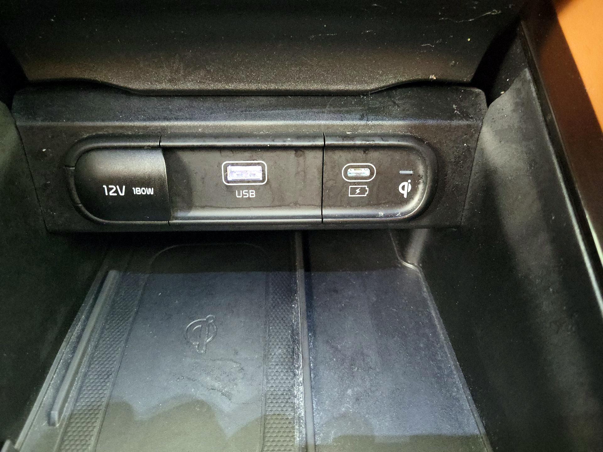 Thumbnail: 2023 Kia Telluride - 19