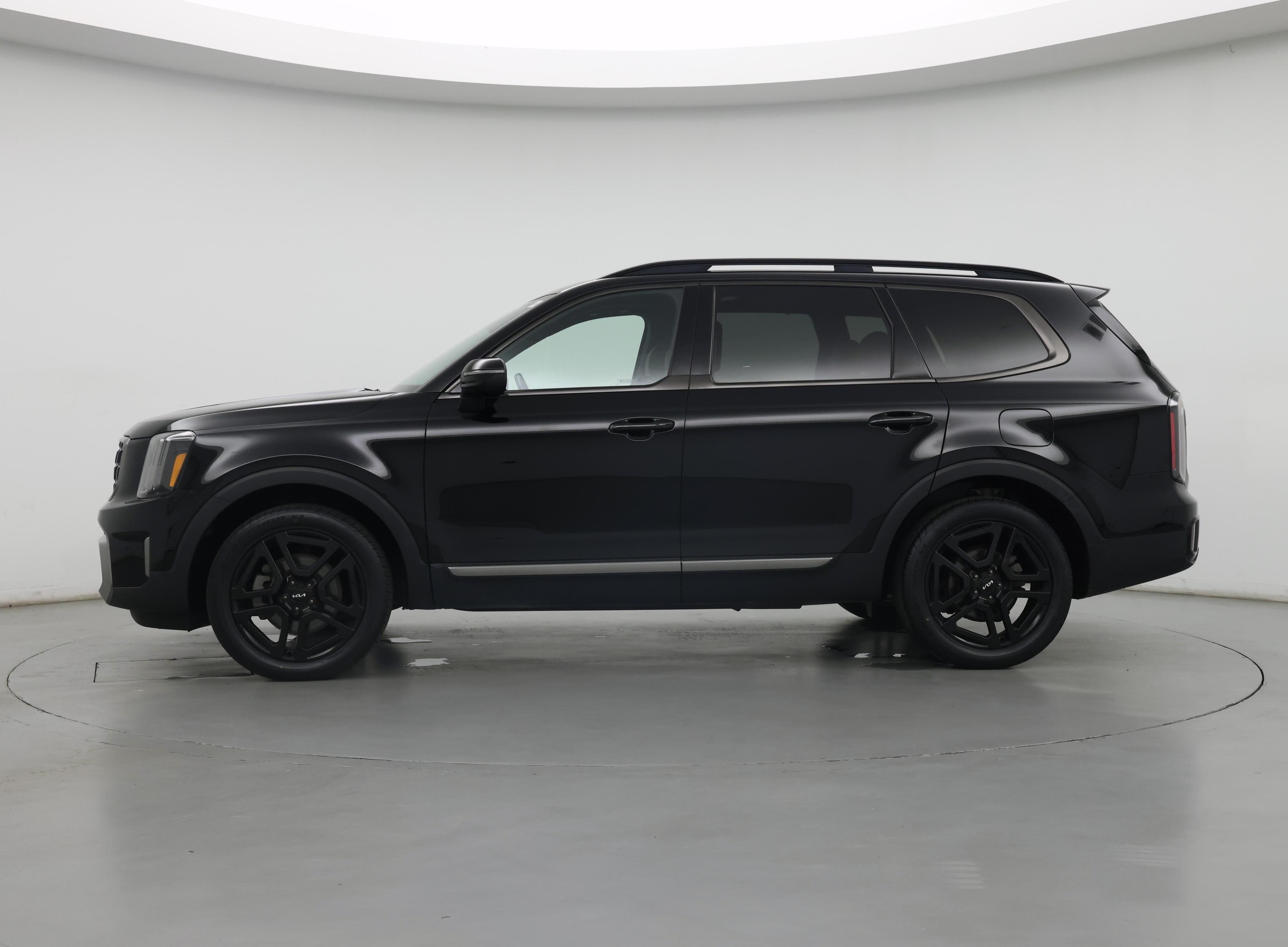 Thumbnail: 2023 Kia Telluride - 3