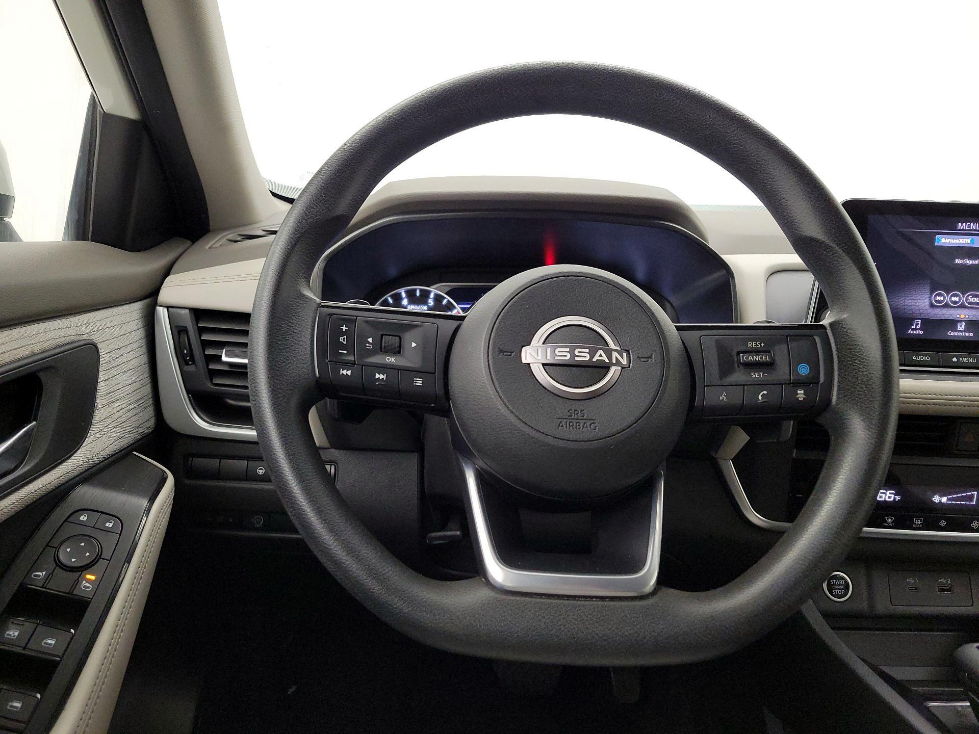 Thumbnail: 2023 Nissan Rogue - 10