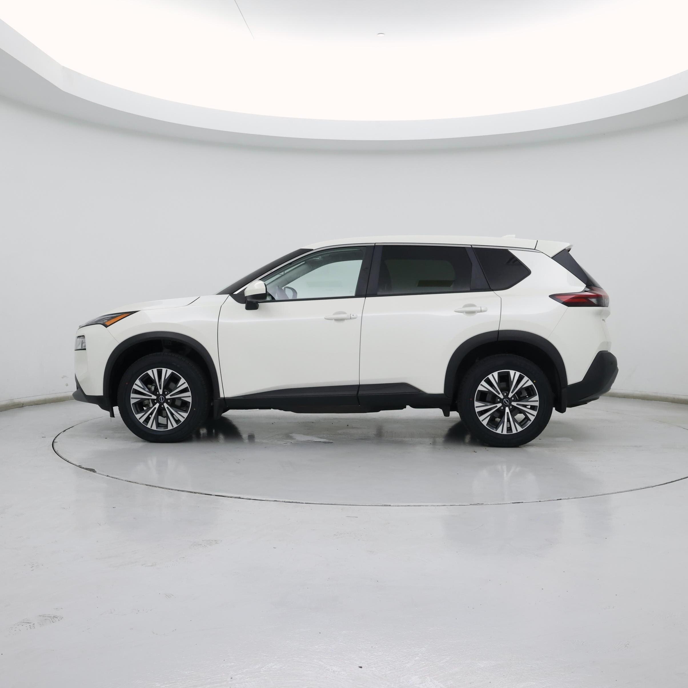 Thumbnail: 2023 Nissan Rogue - 3