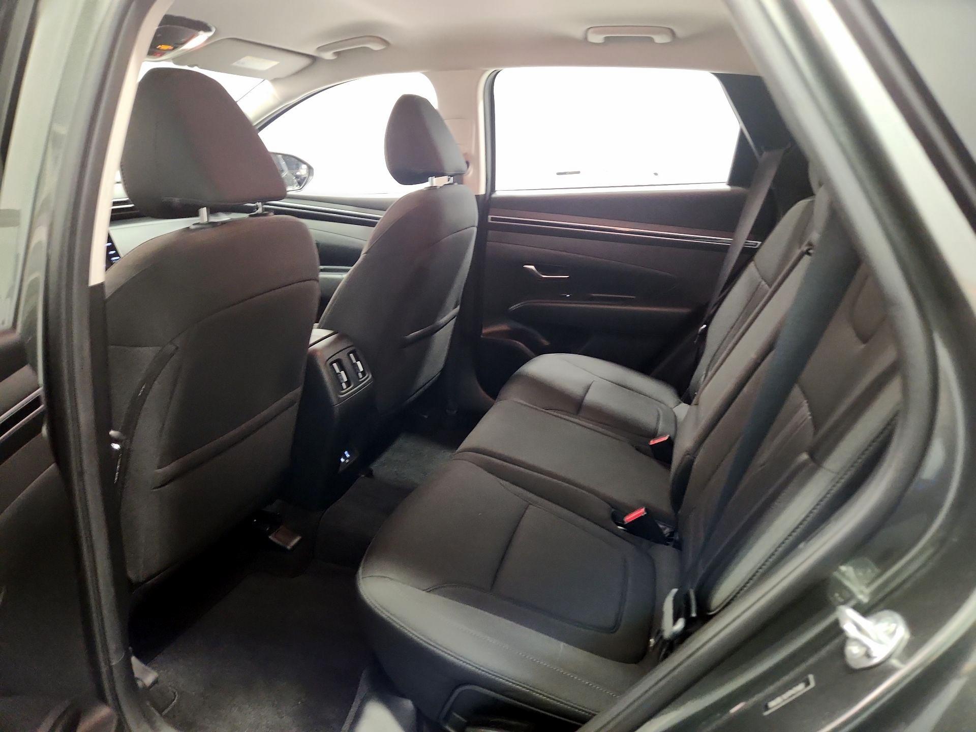 Thumbnail: 2023 Hyundai Tucson - 19