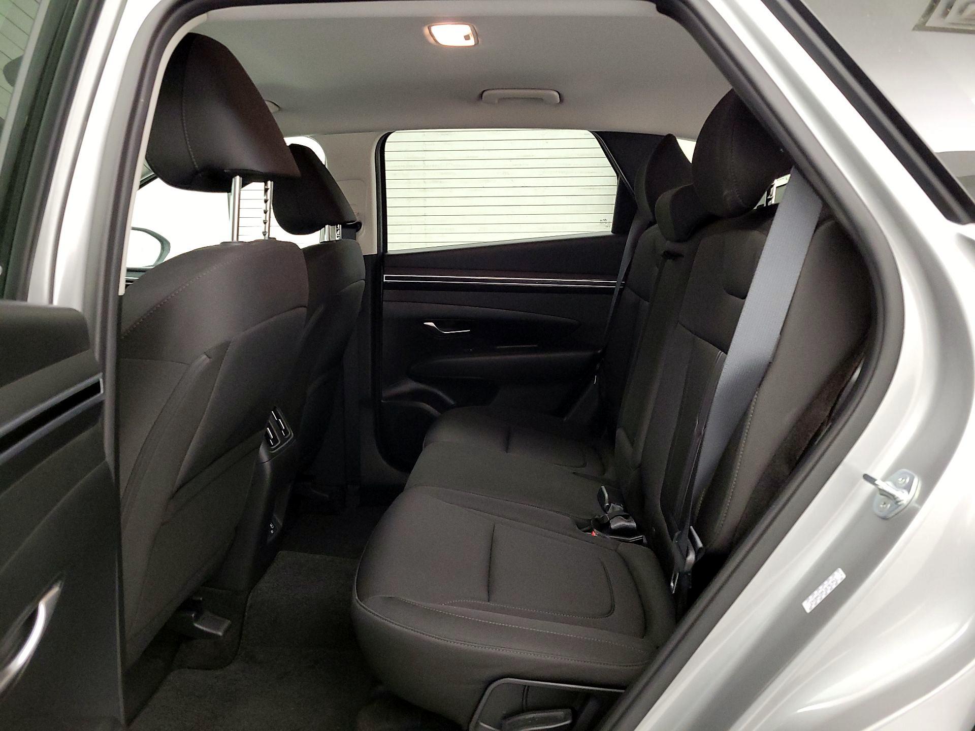 Thumbnail: 2024 Hyundai Tucson - 19