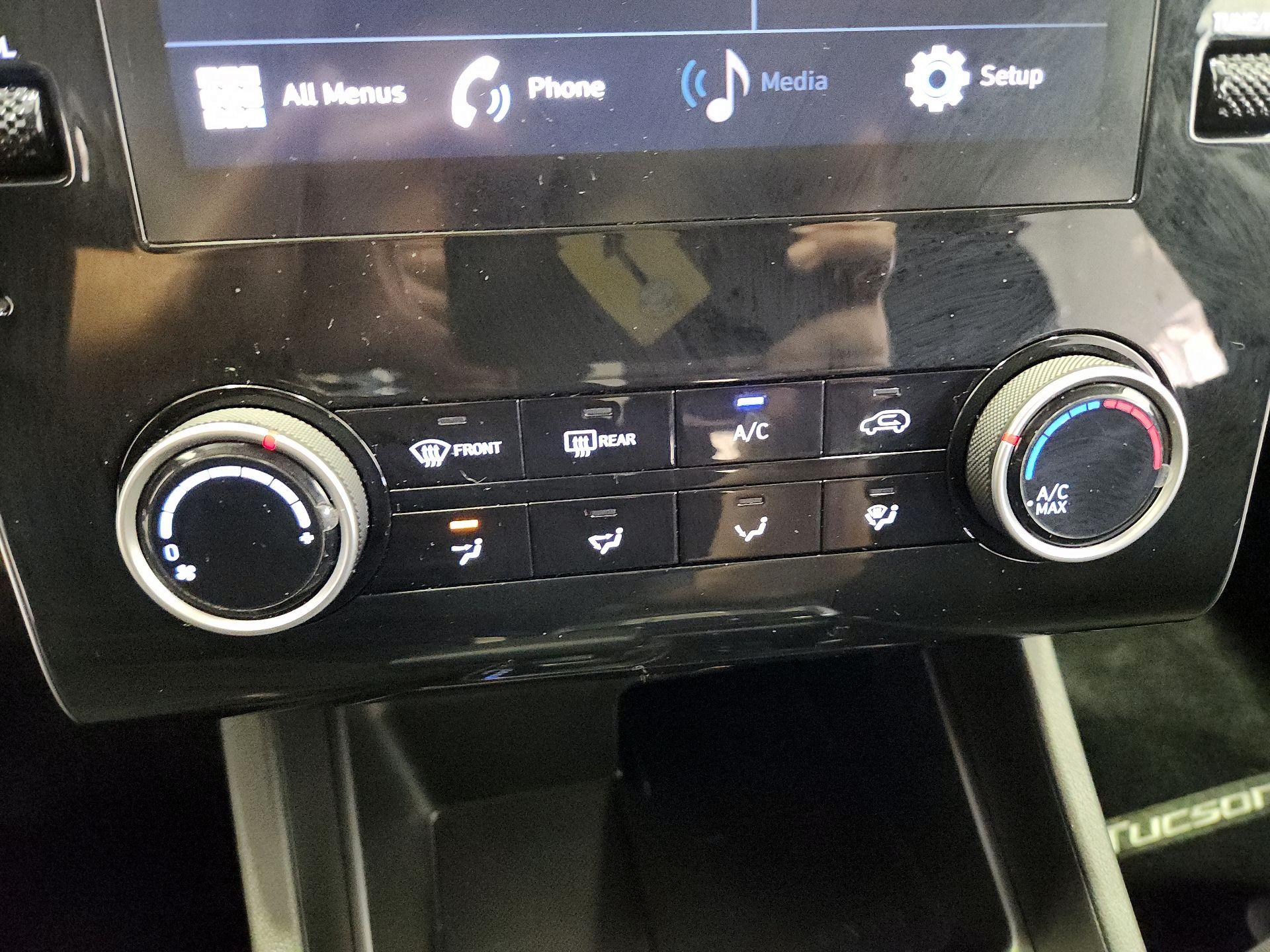 Thumbnail: 2023 Hyundai Tucson - 16