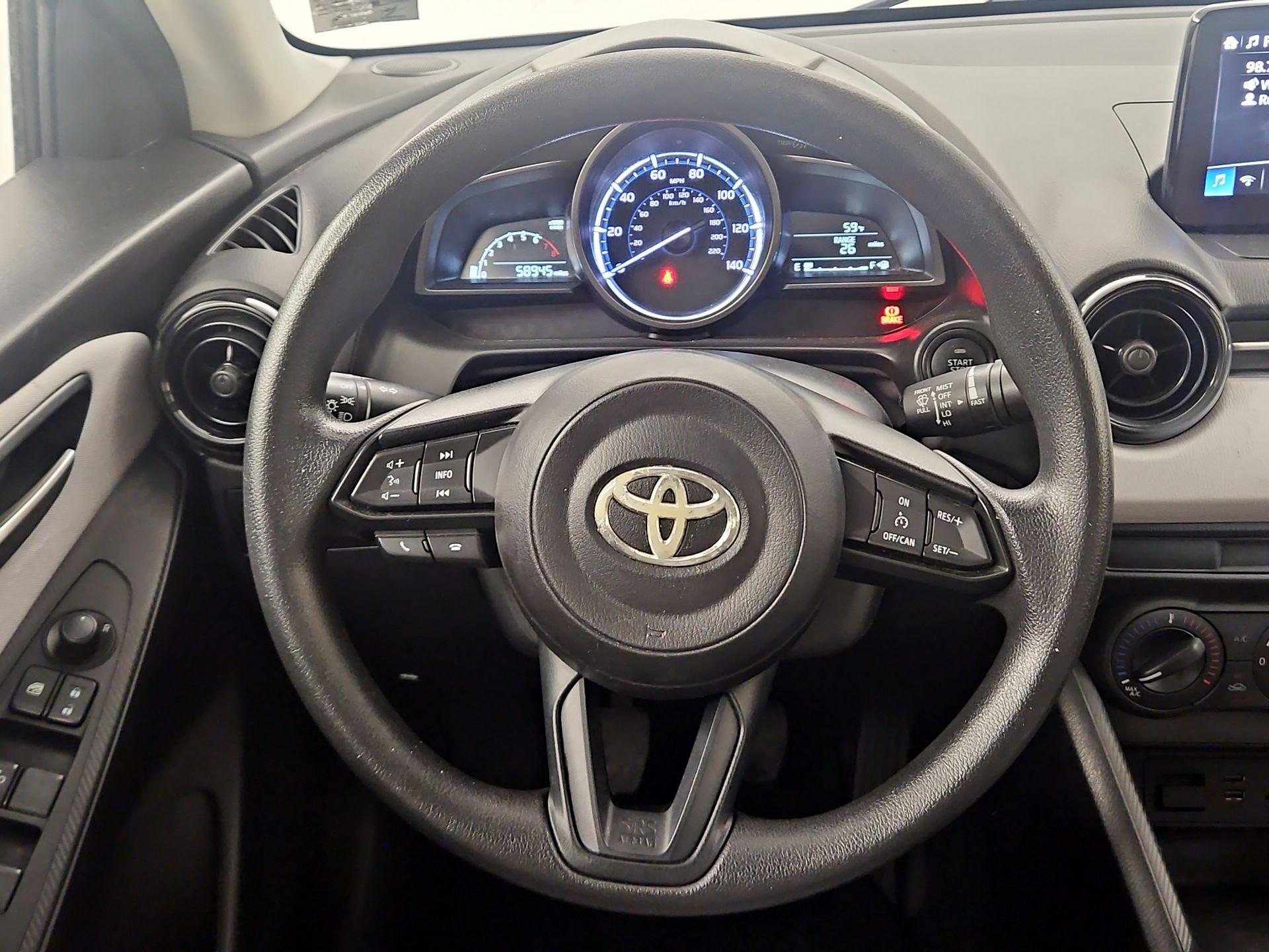Thumbnail: 2019 Toyota Yaris - 10